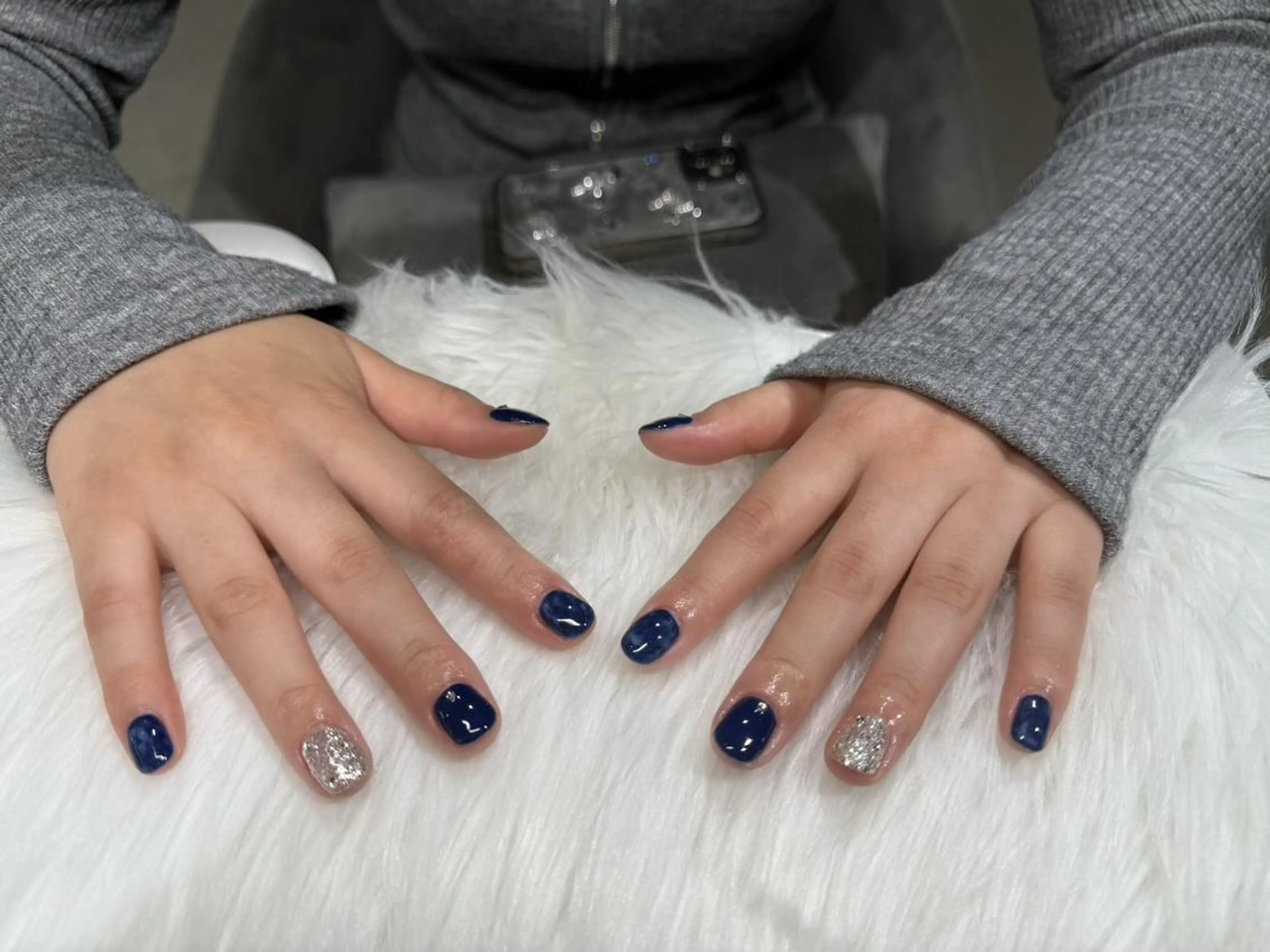 ネイル ブルー ネイビー シルバー Salon chou chou所属・chouchou renaのネイルデザイン