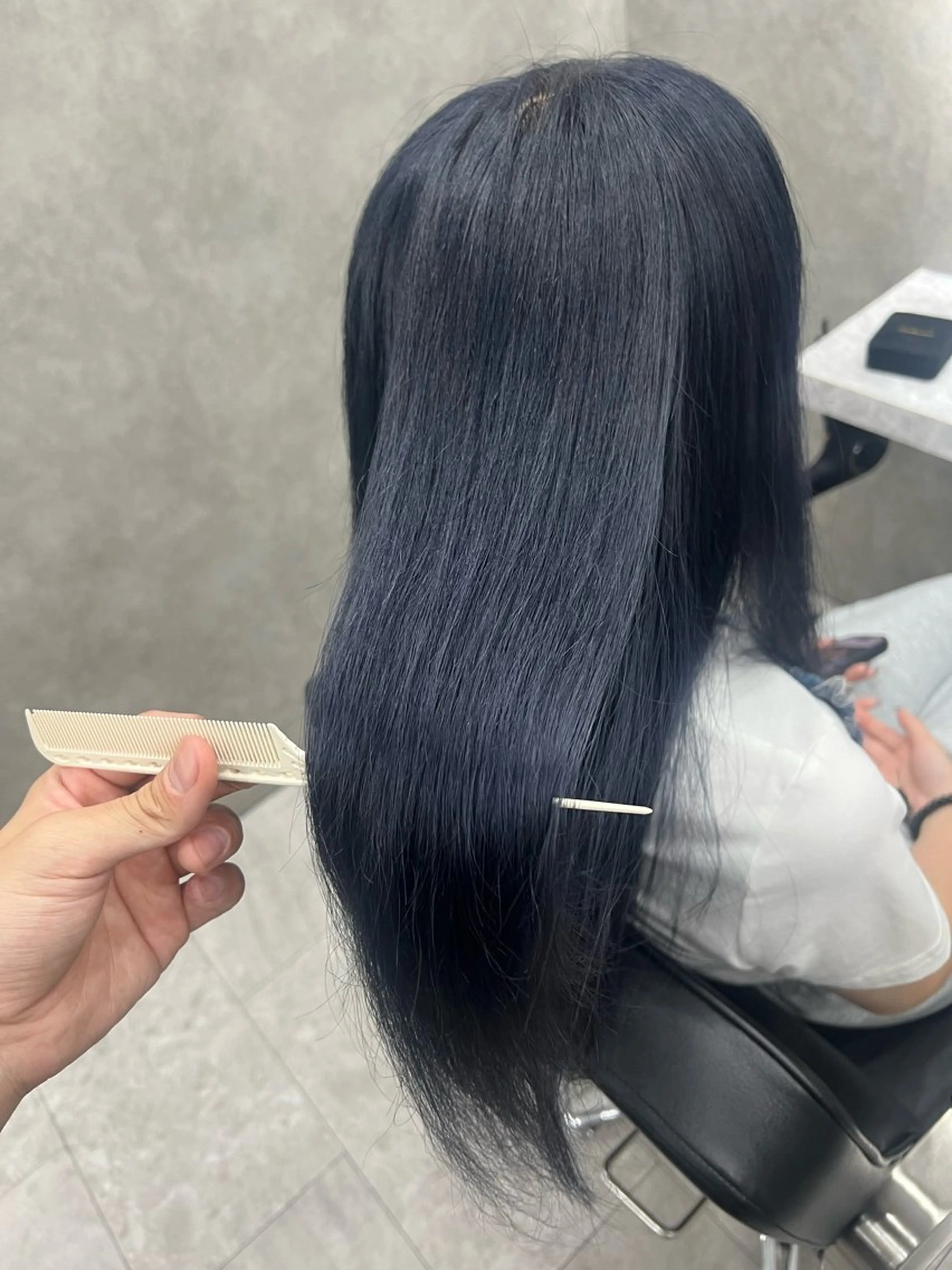 【透明感抜群】ケアブリーチ＋潤ツヤカラー+髪補修トリートメントの写真