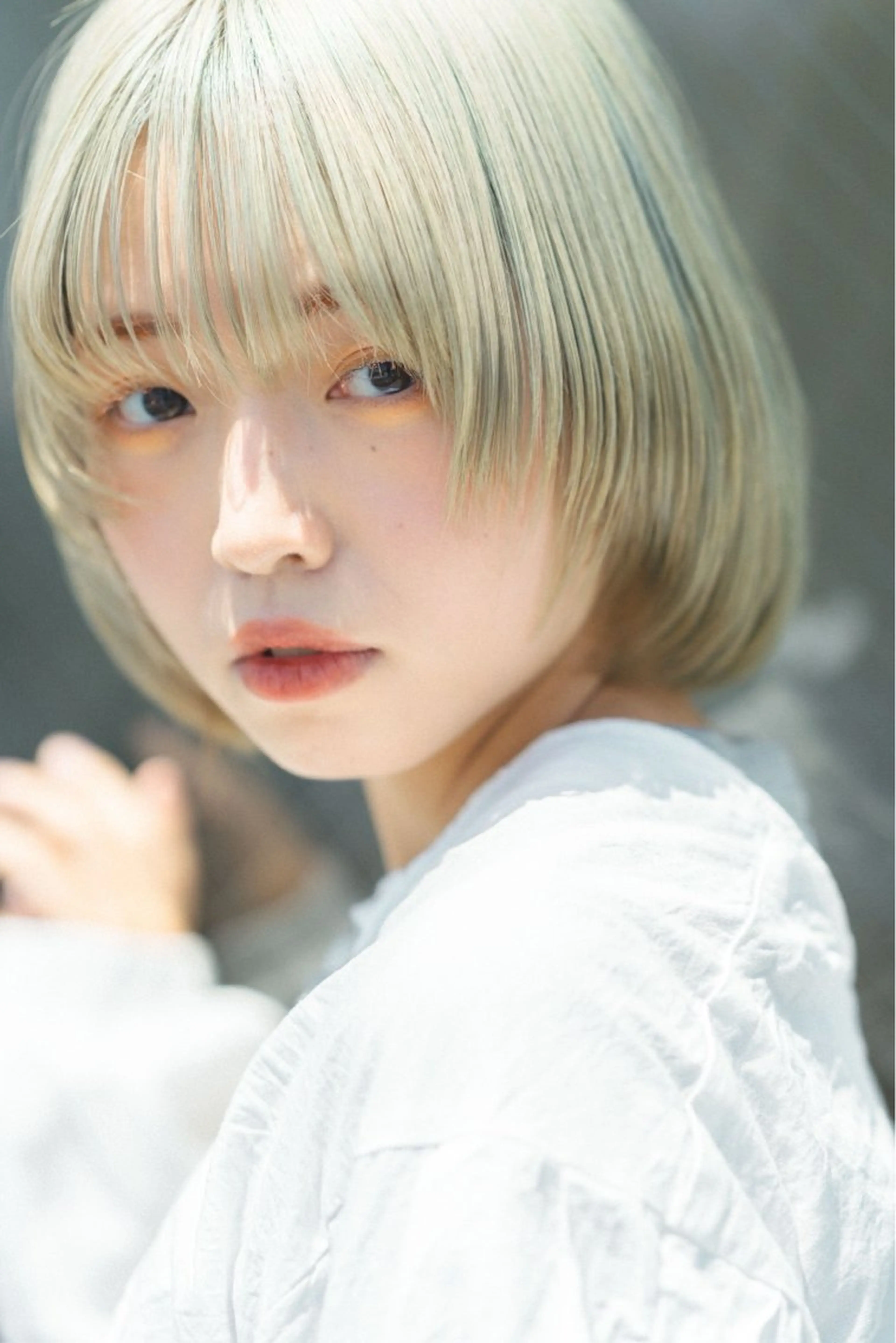 ショート カラー ベージュカラー ホワイトベージュ 🫧透明感✨ブリーチ 💫ダメージレス🫧のヘアスタイル