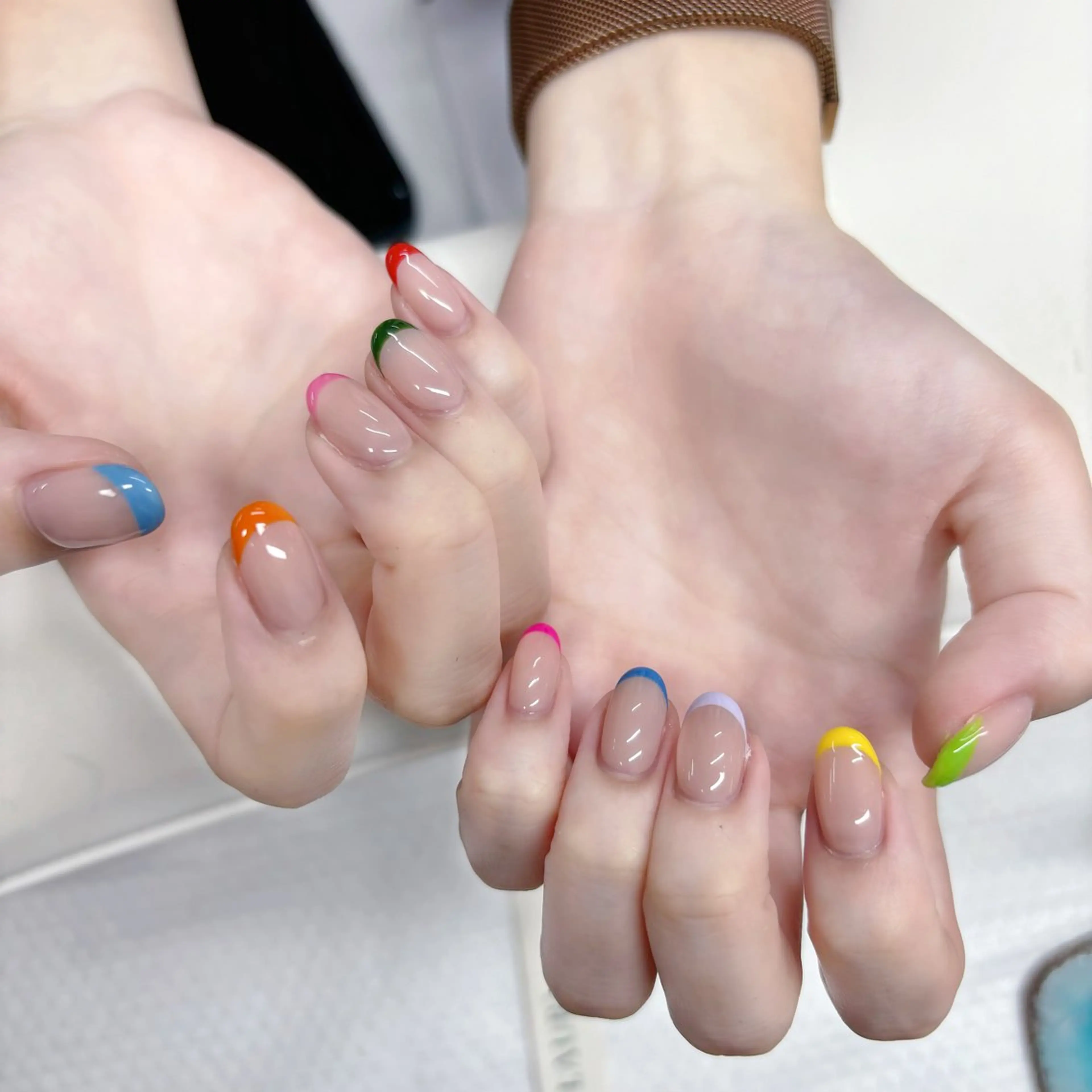 💅 [長さだしなし]✨ハンド🌈フレンチーネイル300色以上用意します。の写真