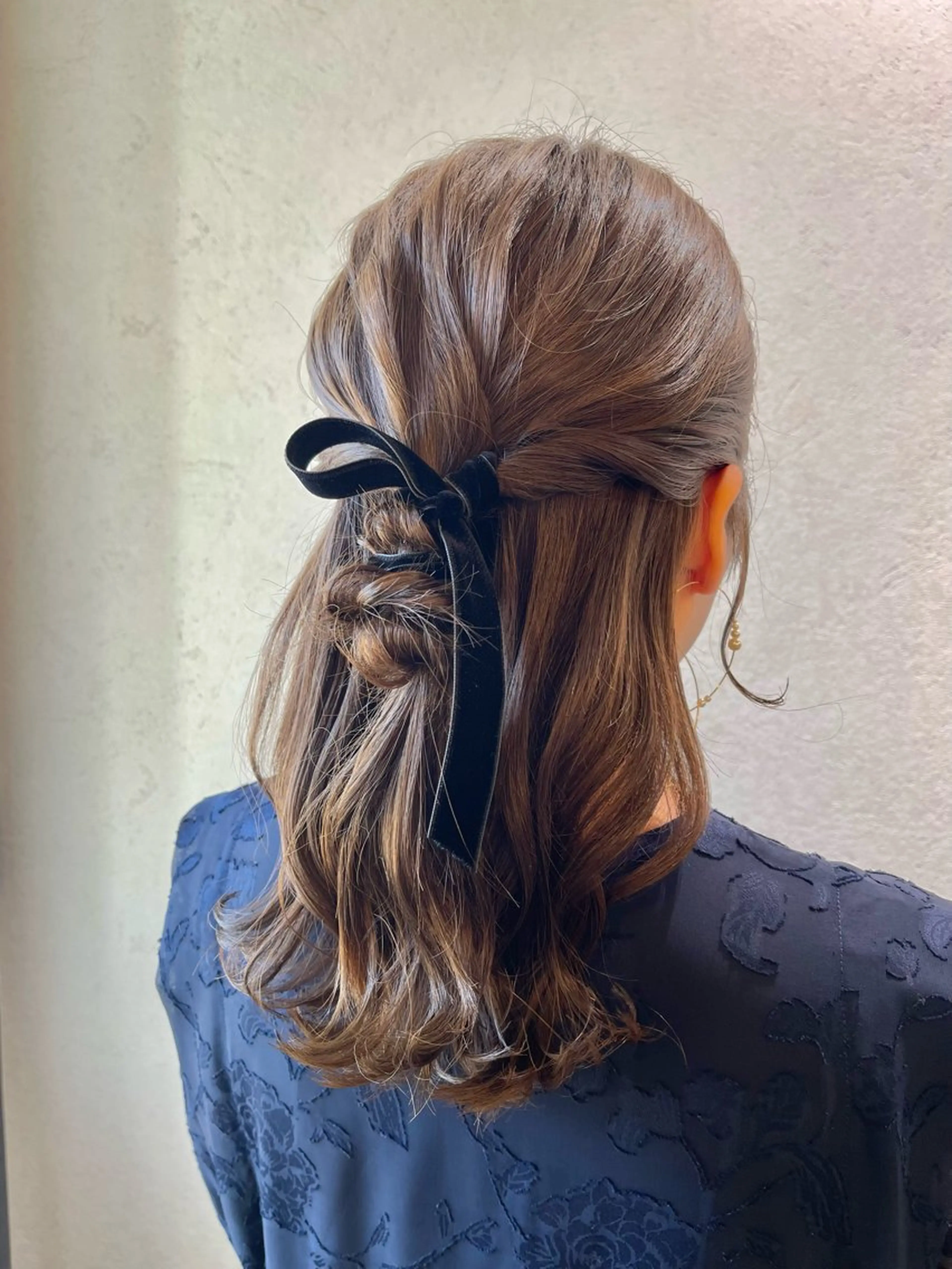 ヘアアレンジ ポニーテール 結婚式・ブライダル 卒業式のヘアスタイル ヘアセット charm《銀座》 ヘアセット/縮毛矯正のヘアスタイル