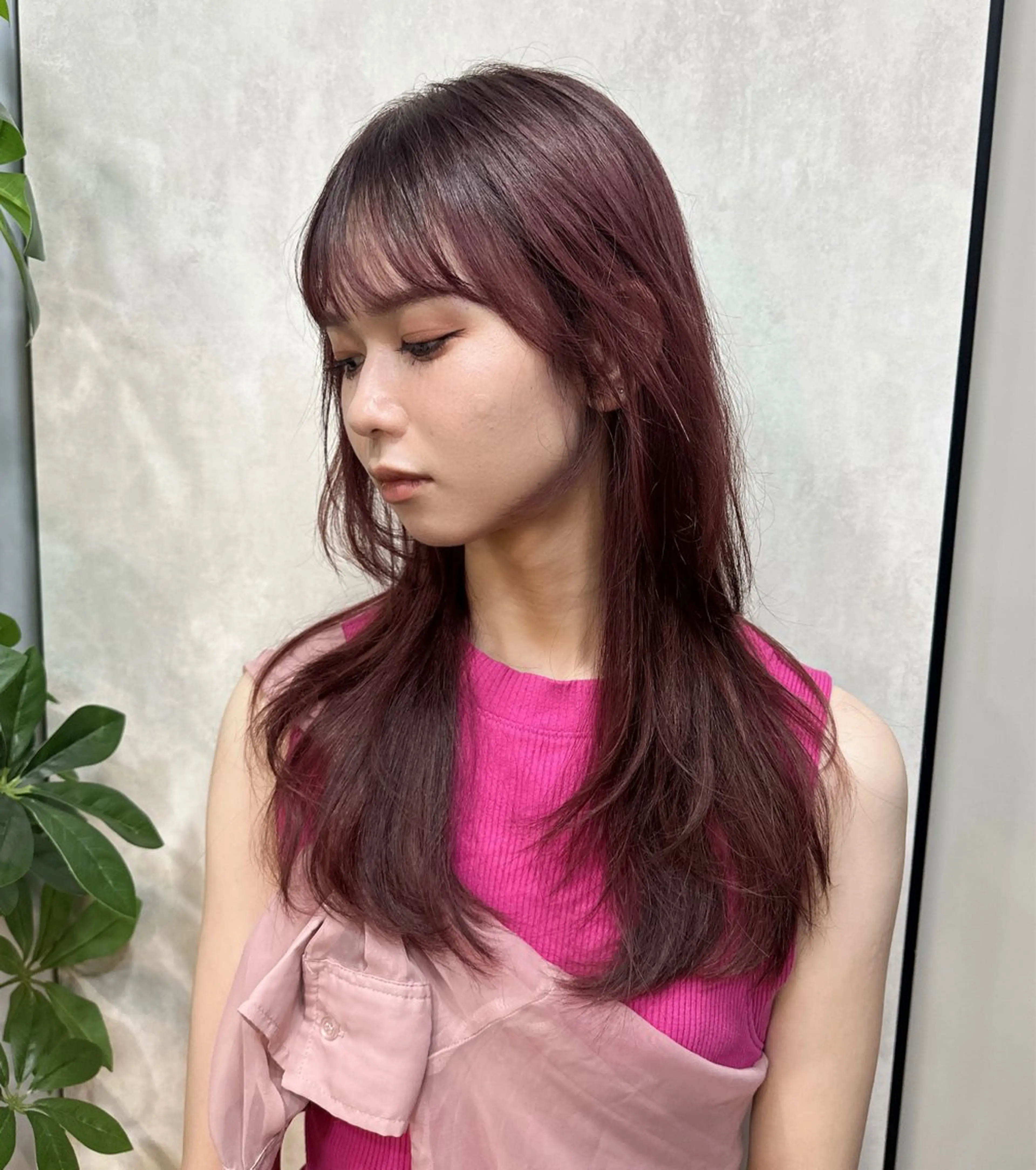 ロング ロングレイヤー レイヤーカット ロング カット ヘアカラー トリートメント 縮毛矯正/髪質改善 韓国風/MIKIYAのヘアスタイル