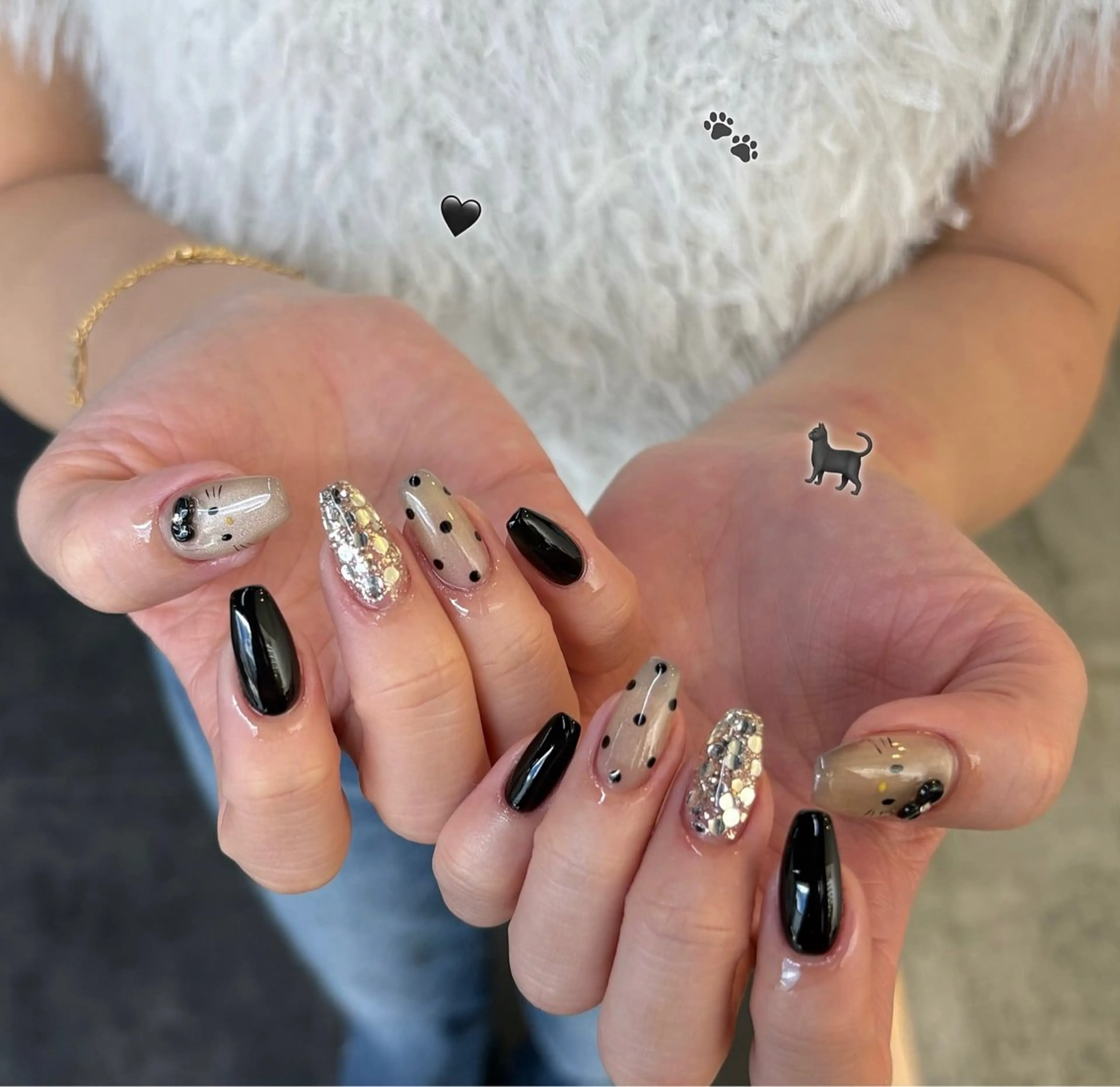 ネイル チークネイル フレンチネイル ジェルネイル ガーリー キラキラネイル ハンドネイル UM nail salon所属・高橋 雪のネイルデザイン