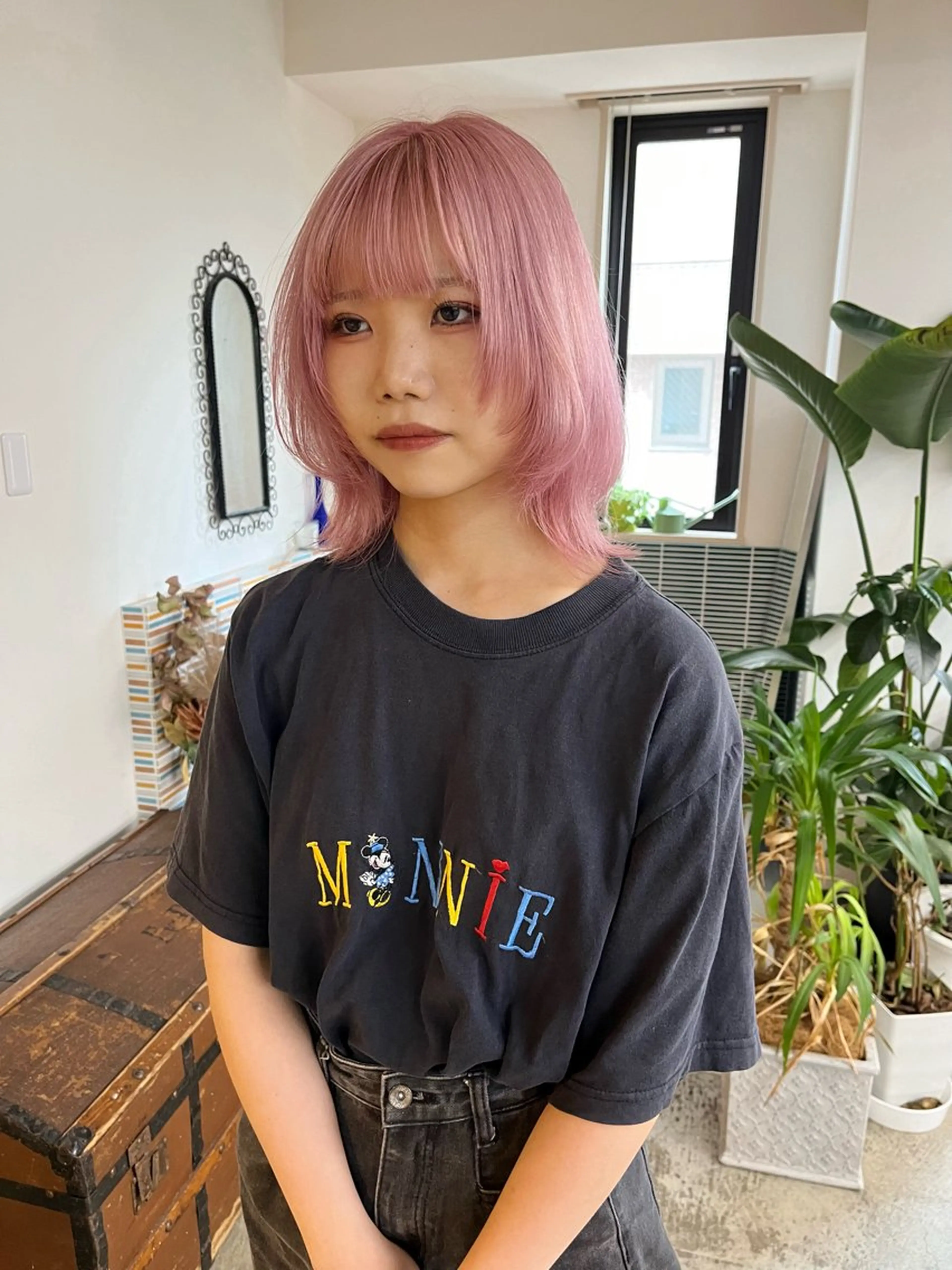 ミディアム カラー ブリーチ ピンクカラー ホワイトピンク カット ヘアカラー トリートメント 🩷ハイトーン透明感 レイヤー🩷ユリカのヘアスタイル