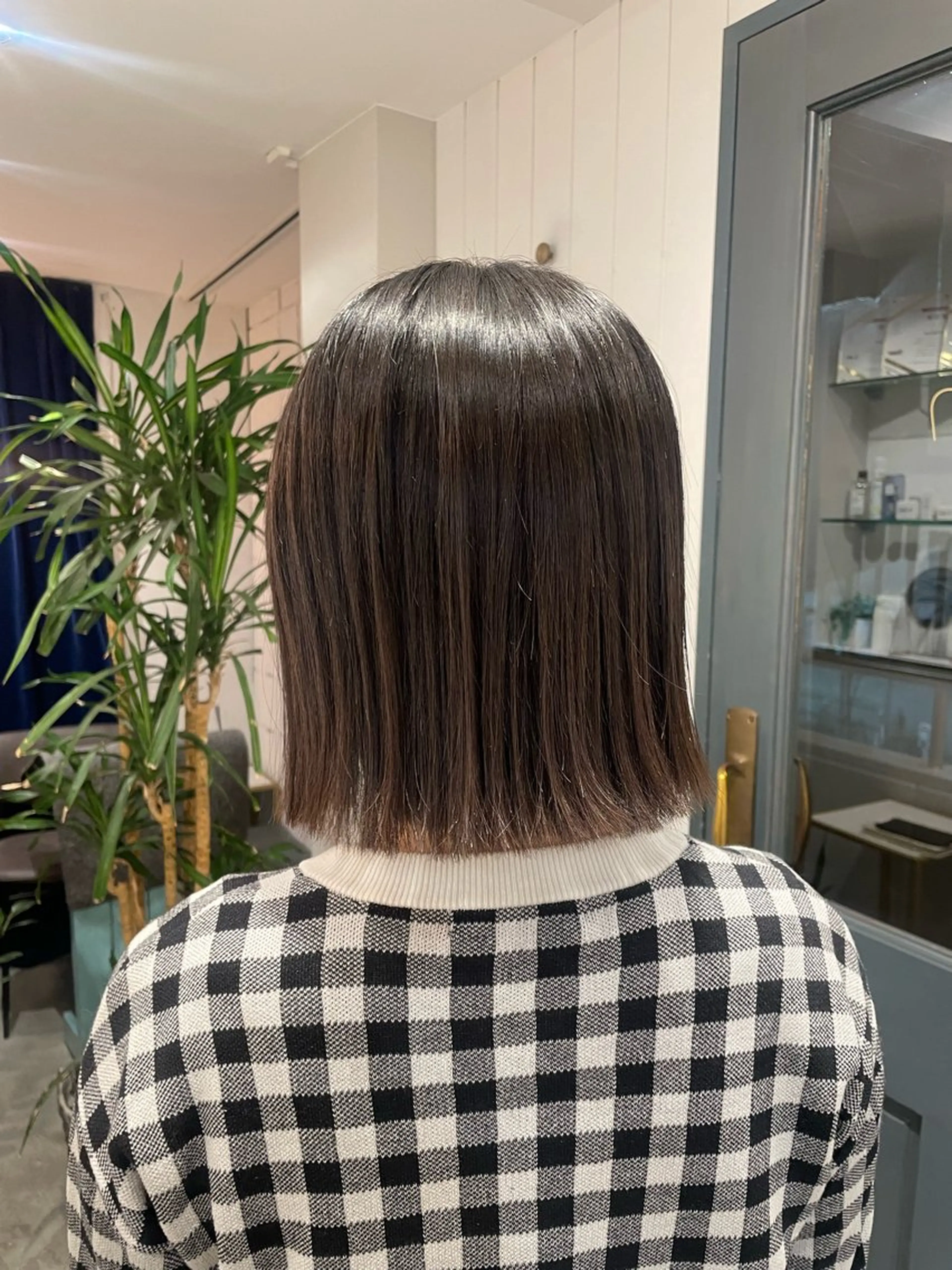 ミディアム 外ハネヘア 石川 優奈のヘアスタイル