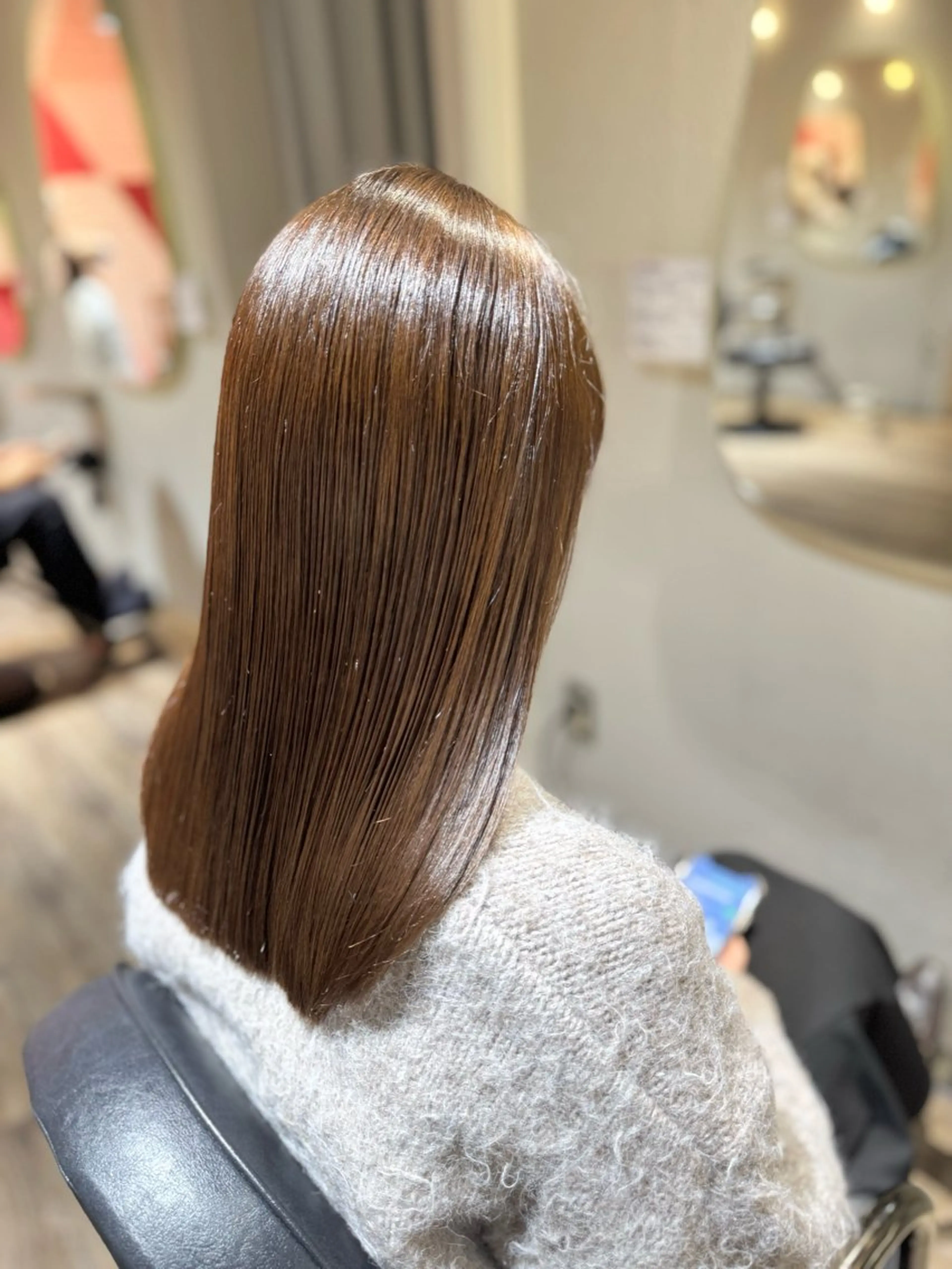 セミロング カット ヘアカラー 【天満1艶髪】潤艶/ 髪質改善🌹釣本竜哉のヘアスタイル