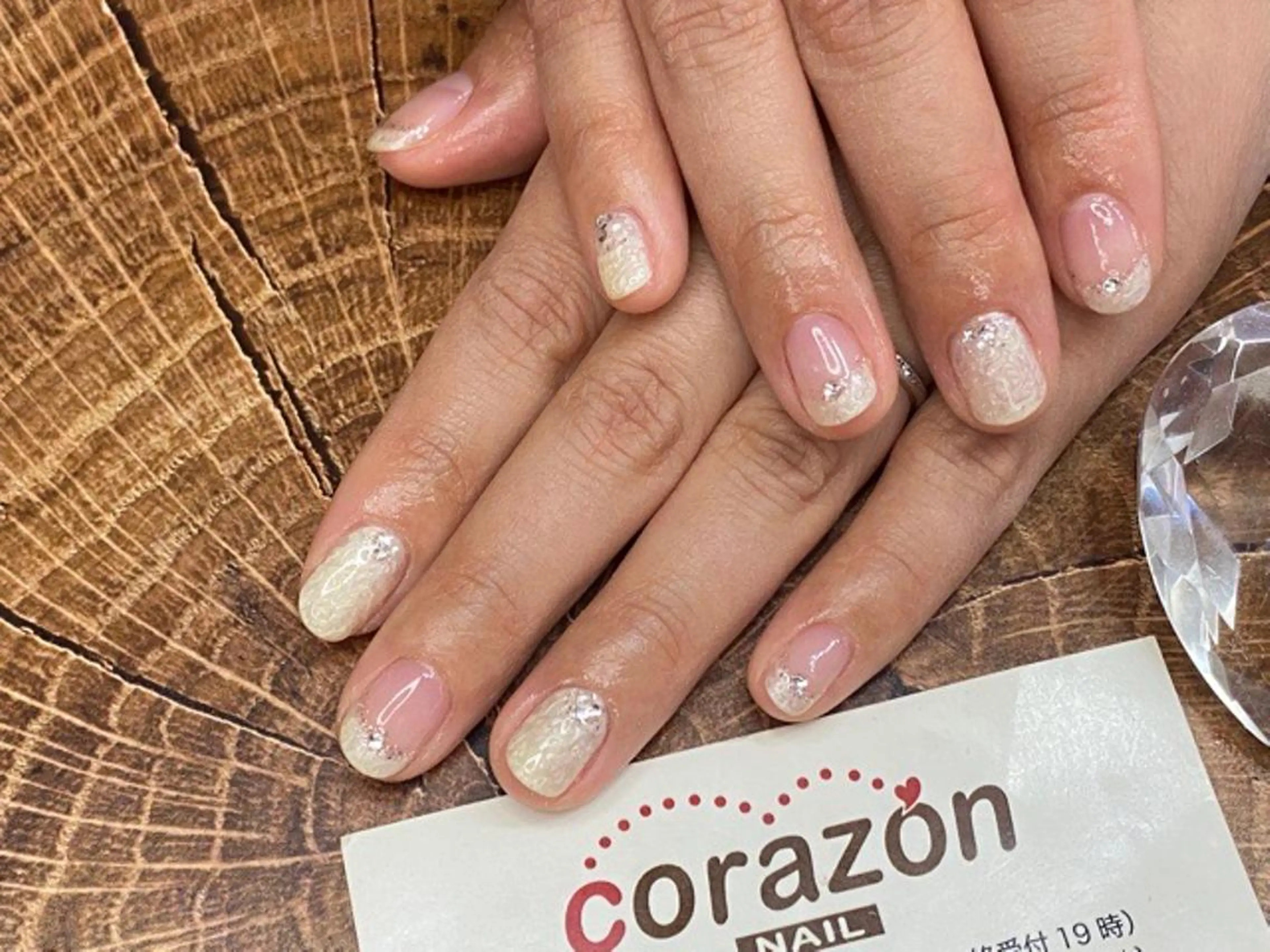 ネイル アートネイル フレンチネイル ワンカラーネイル ホワイト corazon所属・ネイリスト aicoのネイルデザイン