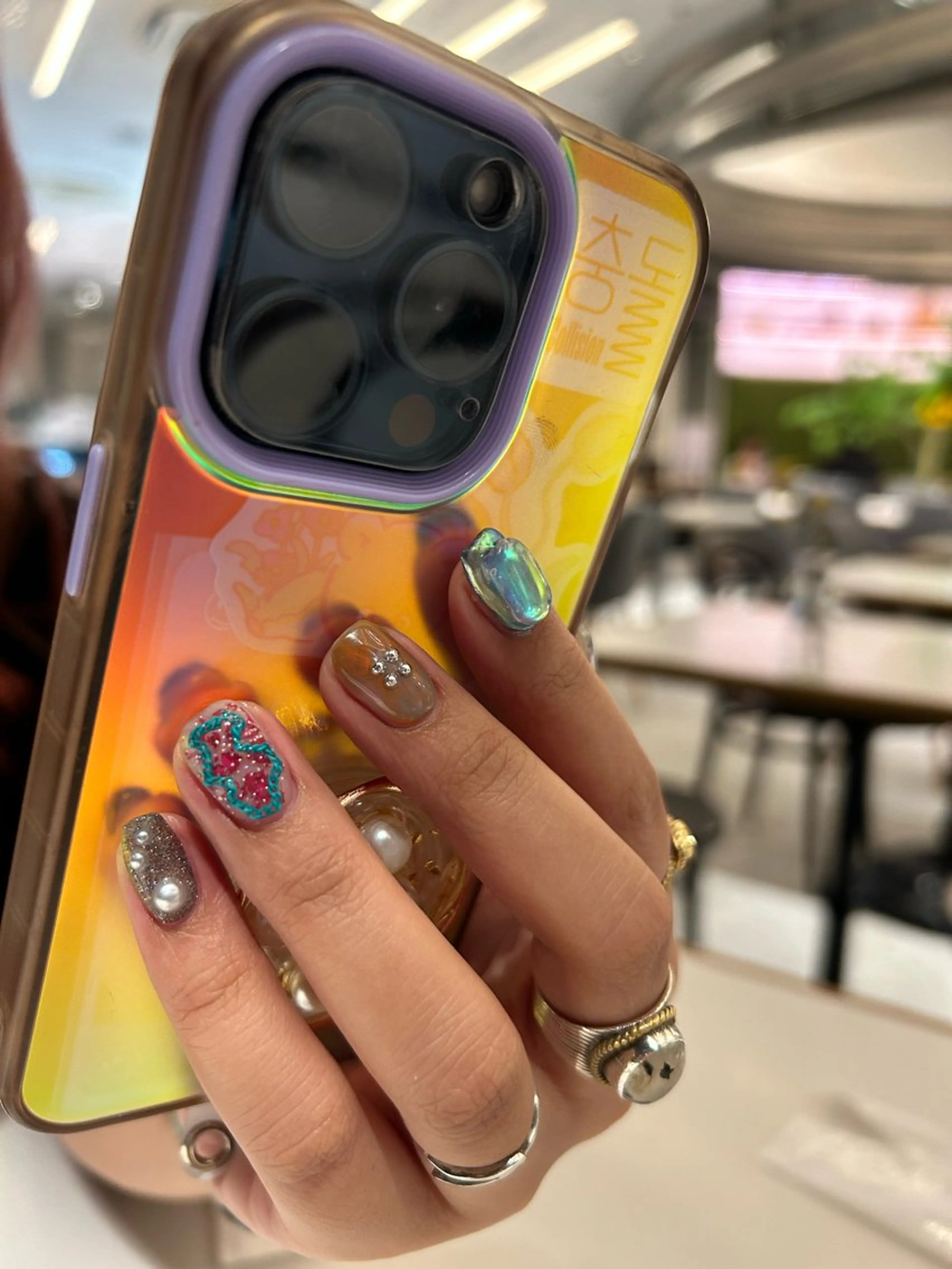 ネイル ハンドネイル プライベートネイルサロンone nail所属・one nail 【カラフル/個性派】のネイルデザイン
