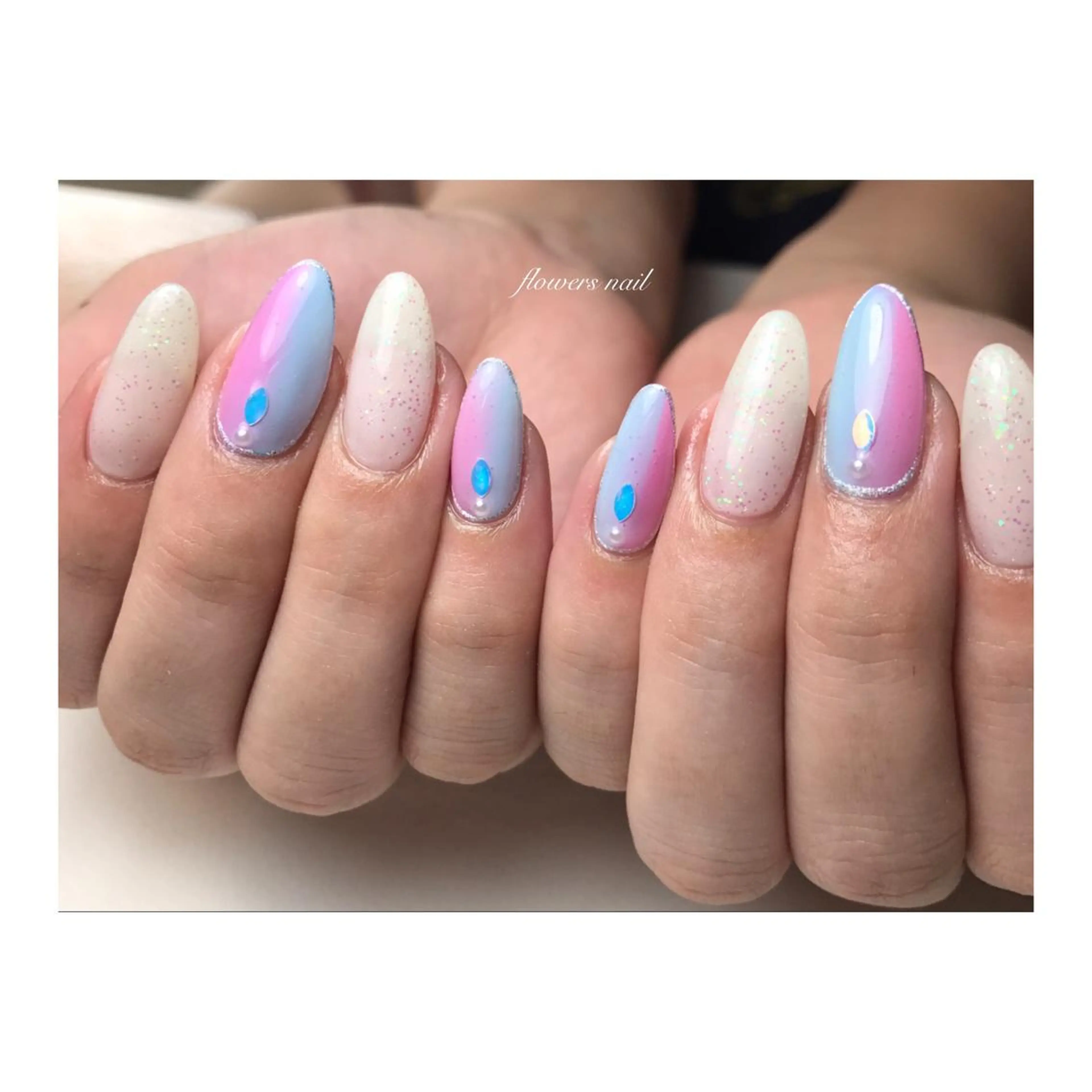 ネイル グラデーション 春ネイル flowers nailのネイルデザイン