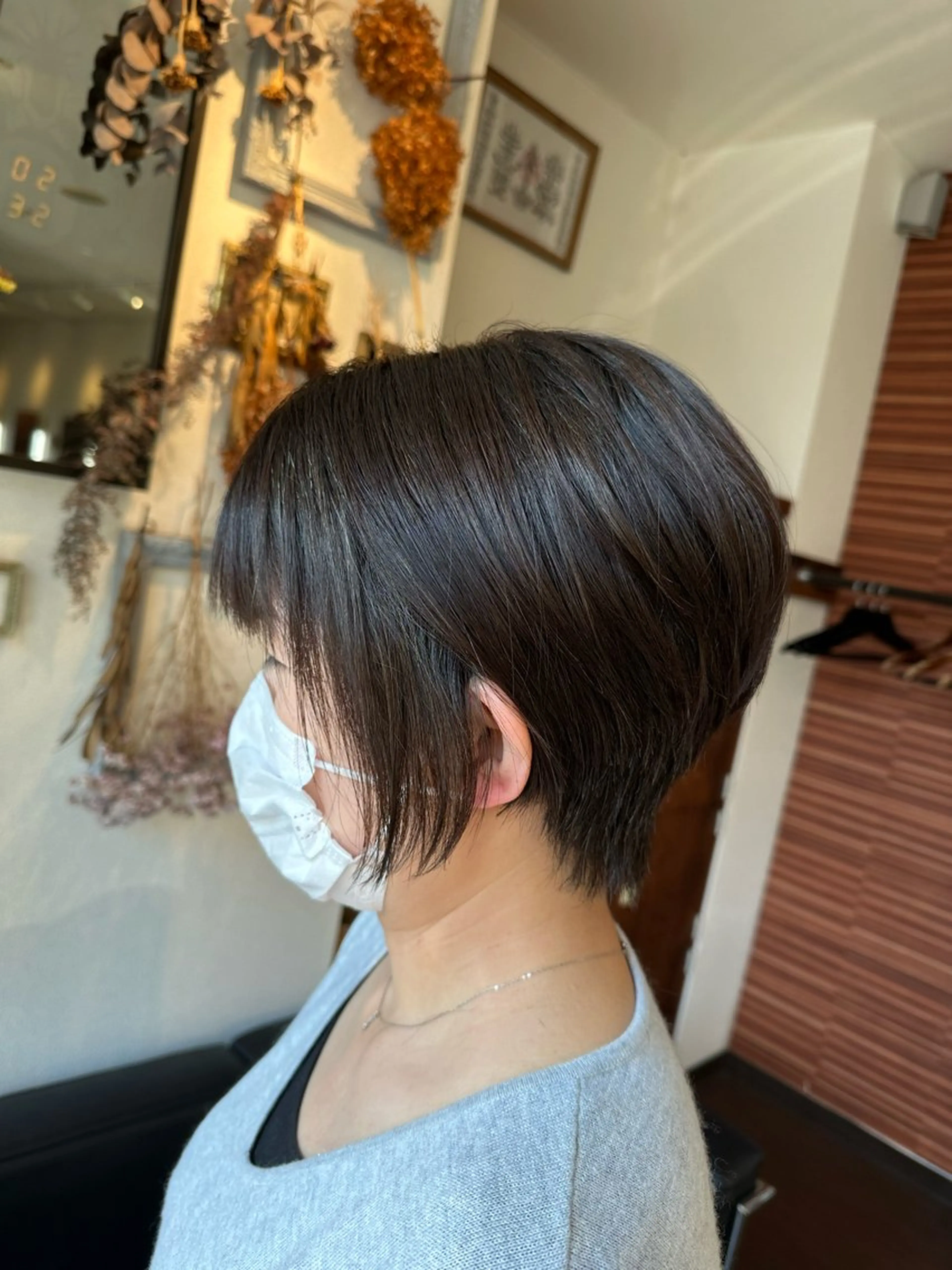 ショート カラー アッシュ アッシュブラウン ブラウンカラー くせ毛 ショートヘア カット ヘアカラー Glanzhair 🫧‪菊池柊真🫧のヘアスタイル