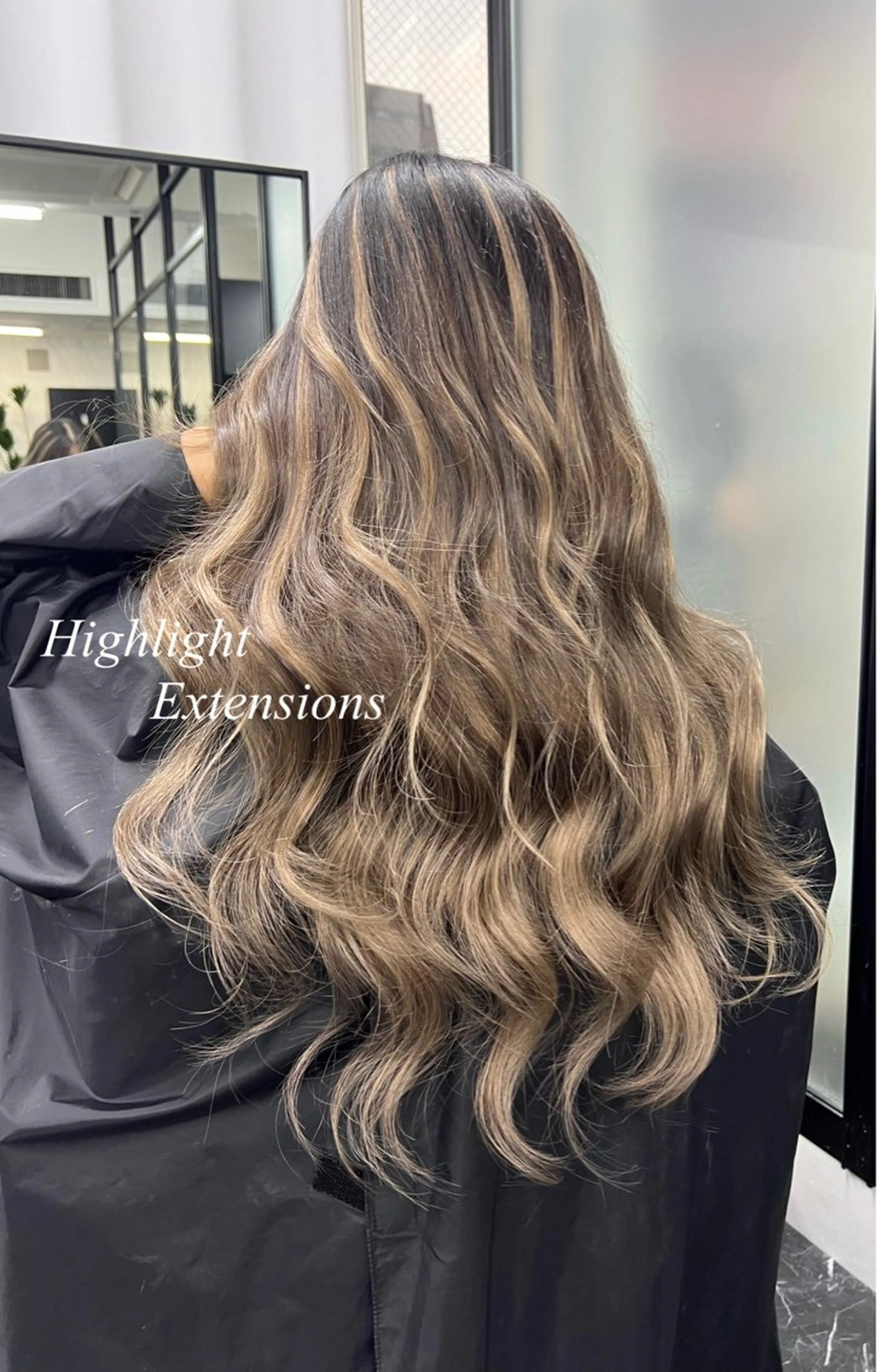 ロング カラー シールエクステ ハイトーンカラー エクステ ヘアカラー エクステ シールエクステ特化 ハイトーン、NANAのヘアスタイル