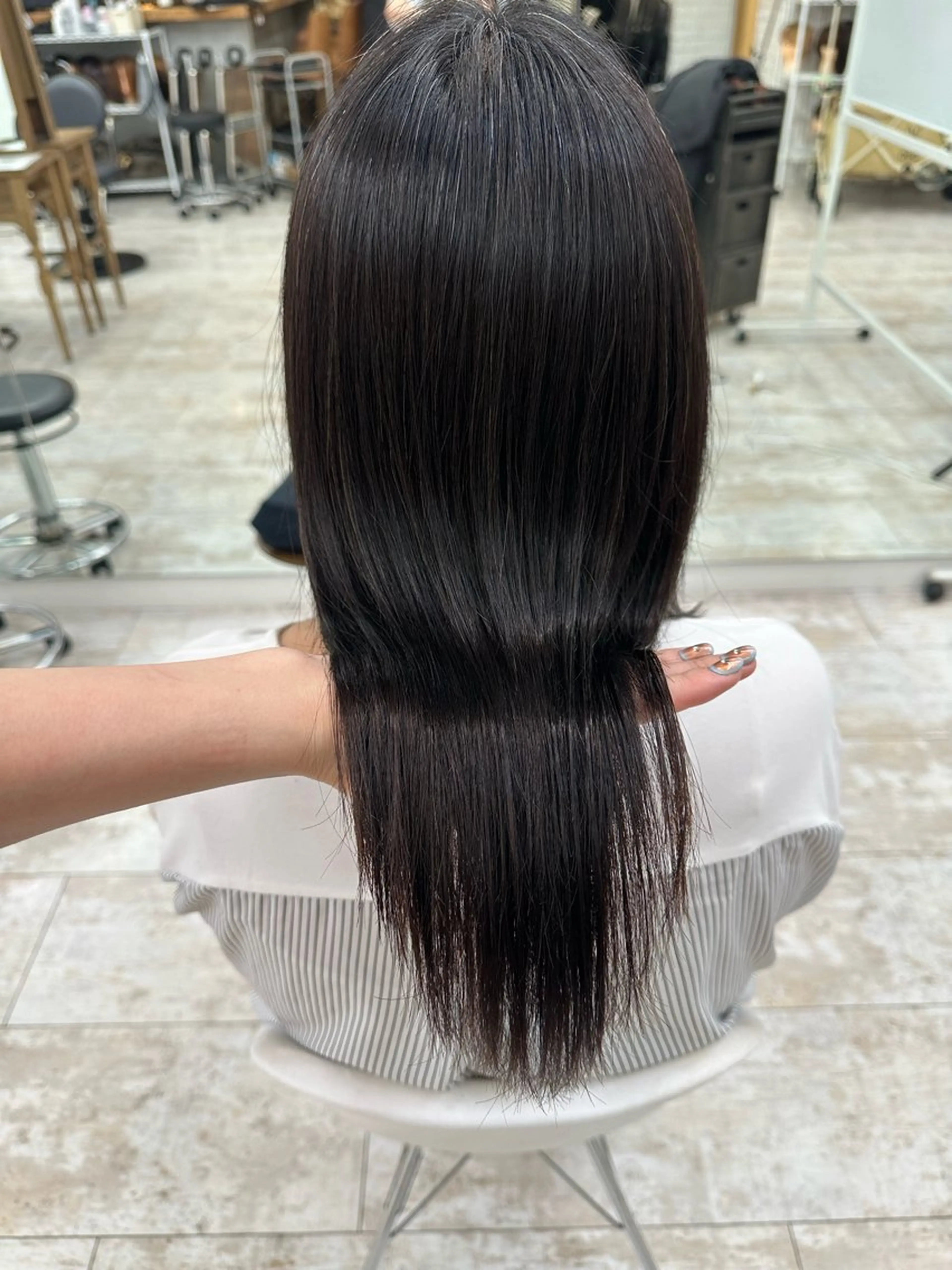 セミロング 縮毛矯正 Mauve 世田谷 きたじまのヘアスタイル