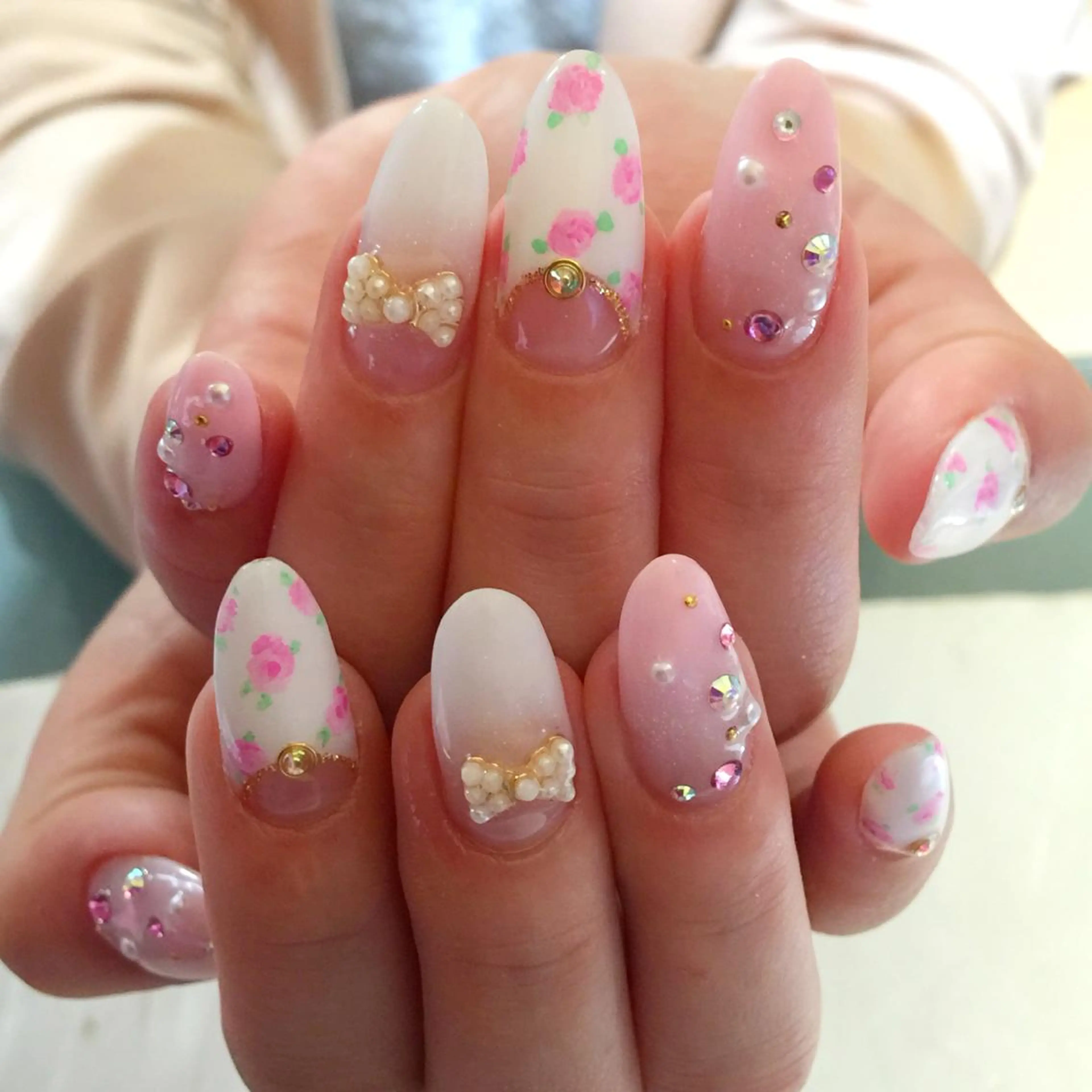 ネイル グラデーション スカルプネイル ネイルチップ YUN 💅のネイルデザイン