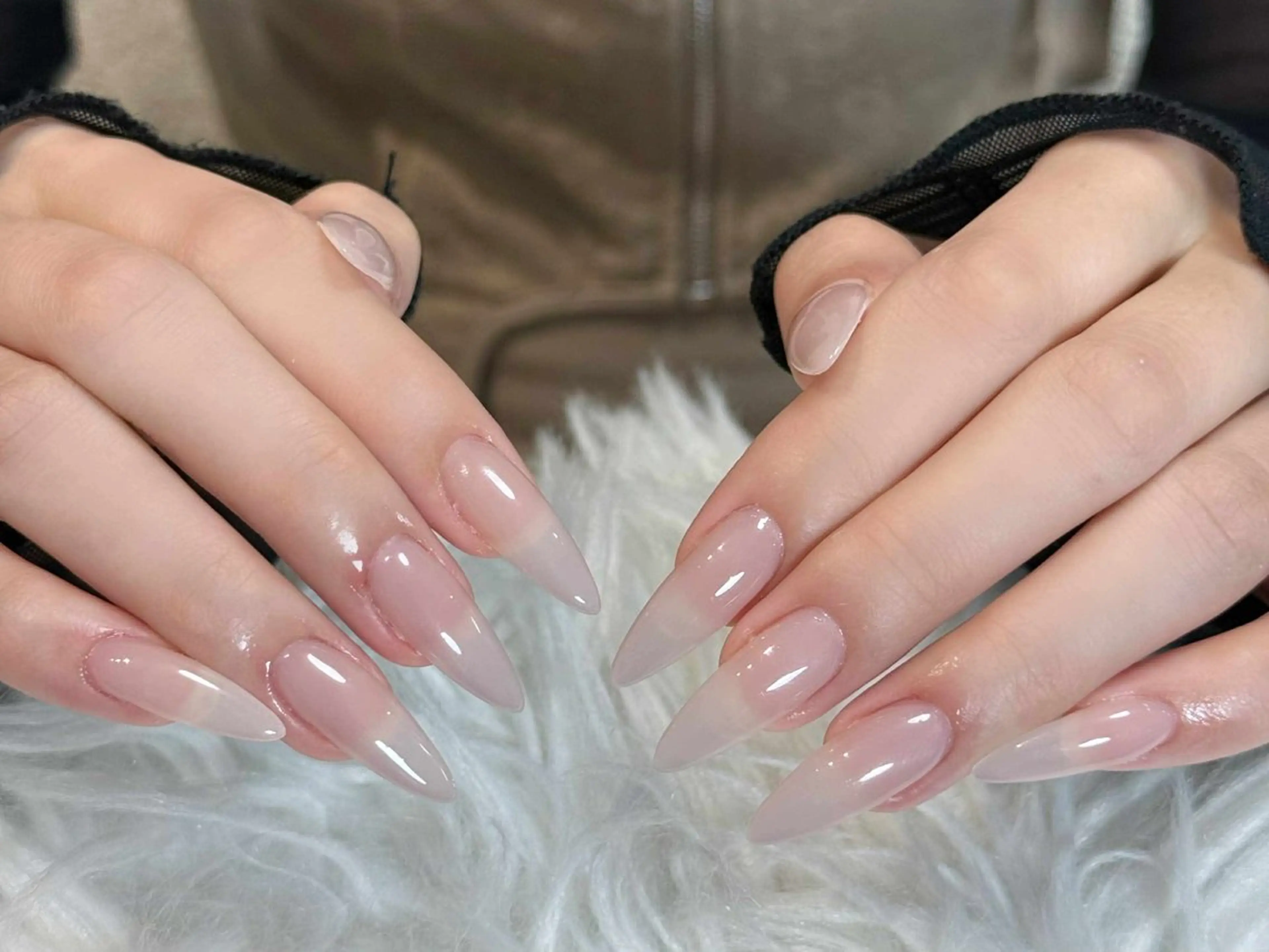 ネイル フレンチネイル ジェルネイル キラキラネイル 韓国ネイル マグネットネイル ハンドネイル Julli nail studio所属・Julli NailStudioのネイルデザイン