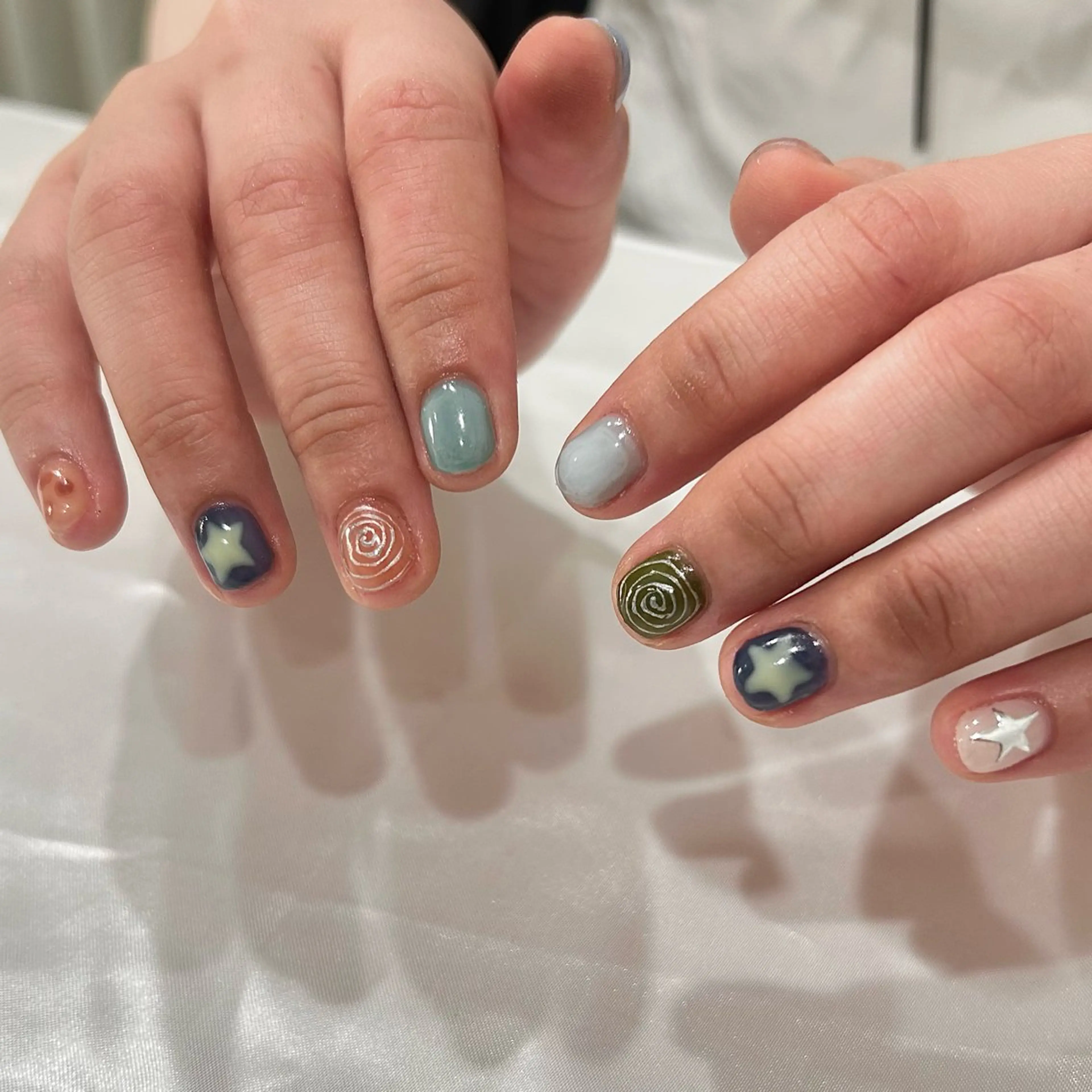 ネイル R Beauty Salon所属・R Beauty Salon 杉本のネイルデザイン