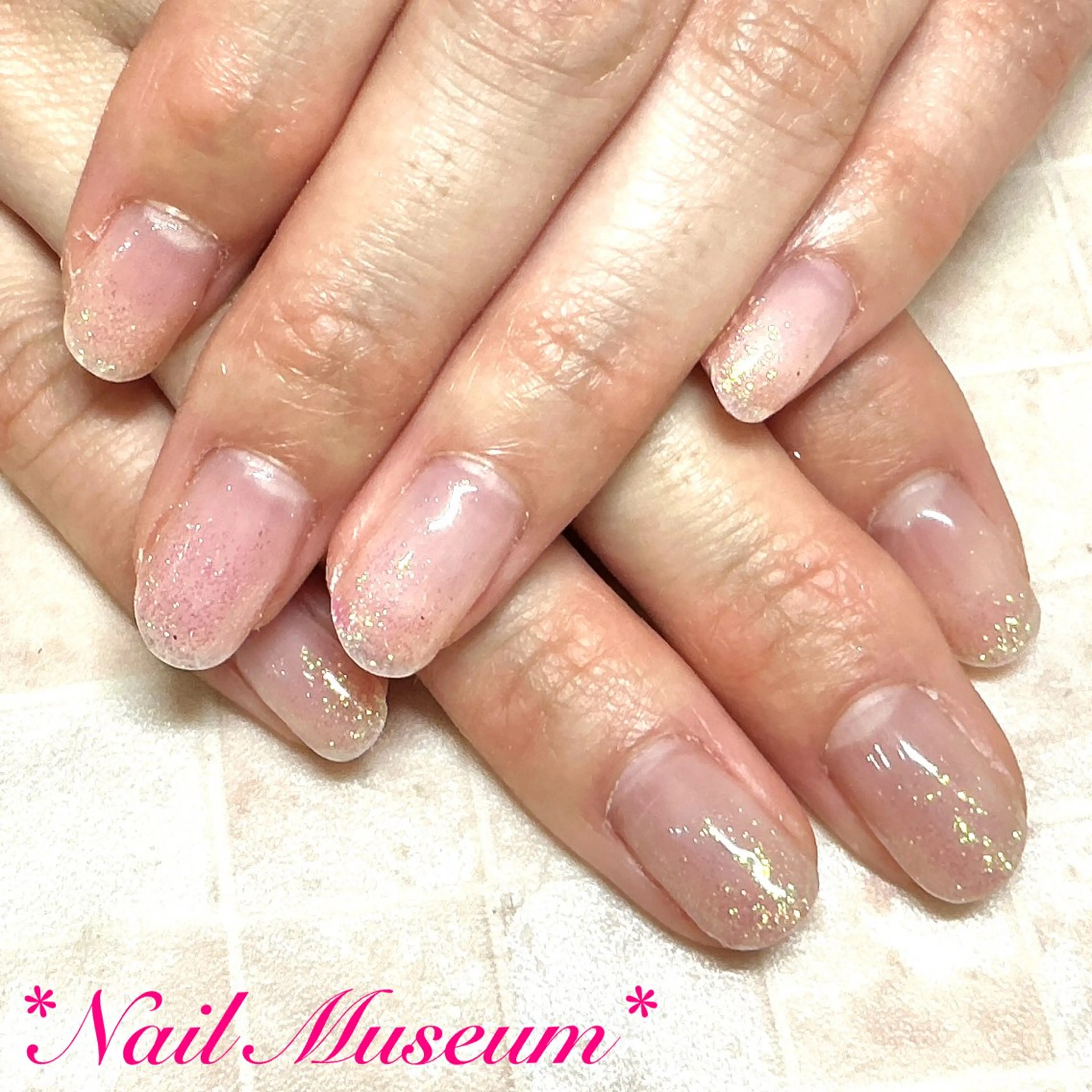 ネイル ブルー ジェルネイル グラデーション キラキラネイル ラメ(グリッター) ハンドネイル nailmuseum KAMATARIのネイルデザイン