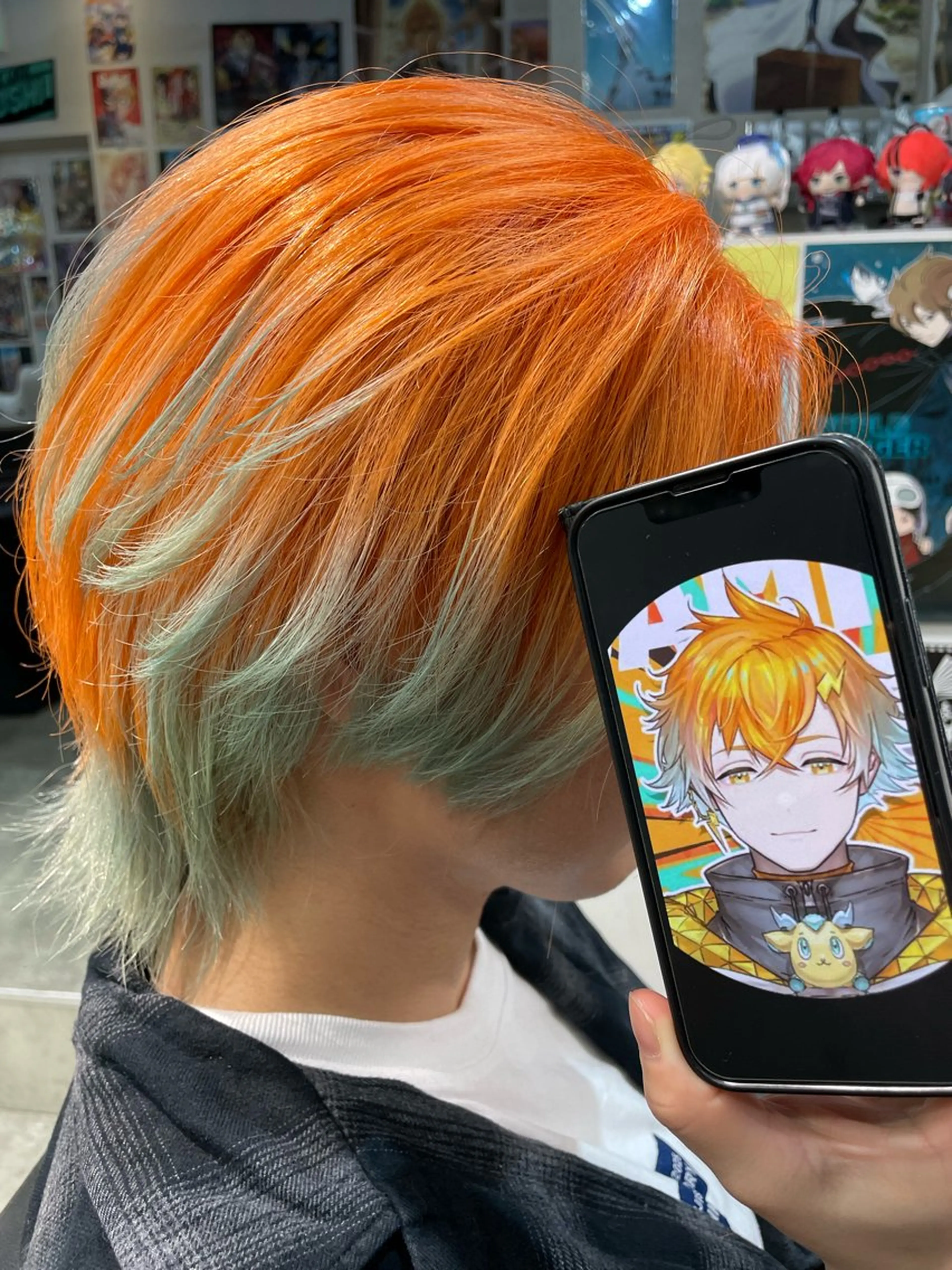 セミロング カラー オレンジ ウルフカット ヘアカラー トリートメント インナーカラー/推し アニメカラー/ウルフのヘアスタイル