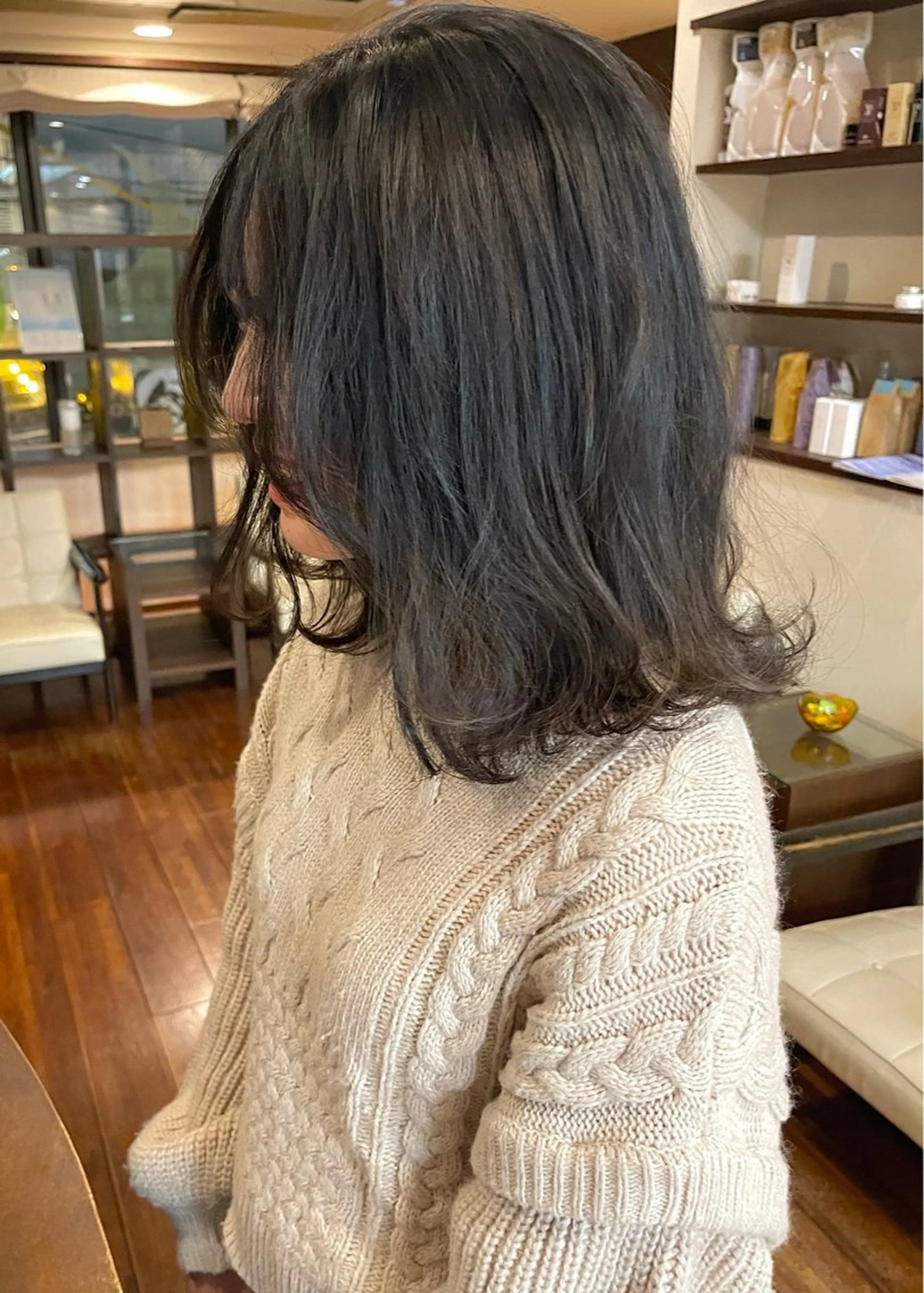 ミディアム カラー ブロンド カット ヘアカラー トリートメント 髪質改善ｶﾗｰ ｹｱﾌﾞﾘｰﾁ/ﾀﾑのヘアスタイル