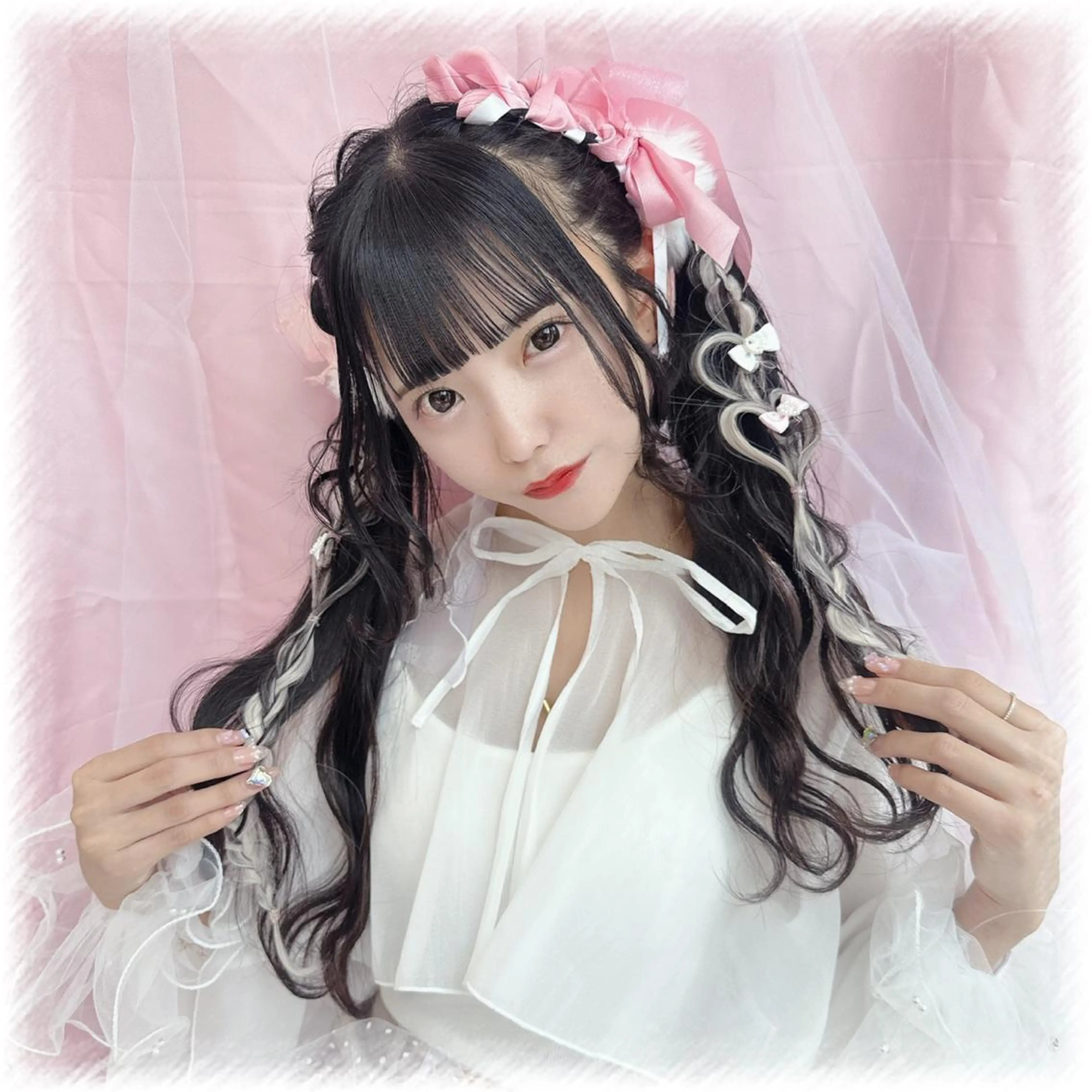 セミロング カラー ヘアアレンジ ブリーチ ケアブリーチ エクステ トリートメント ️🫧中島遼香🫧 Ess🪽髪質改善のヘアスタイル