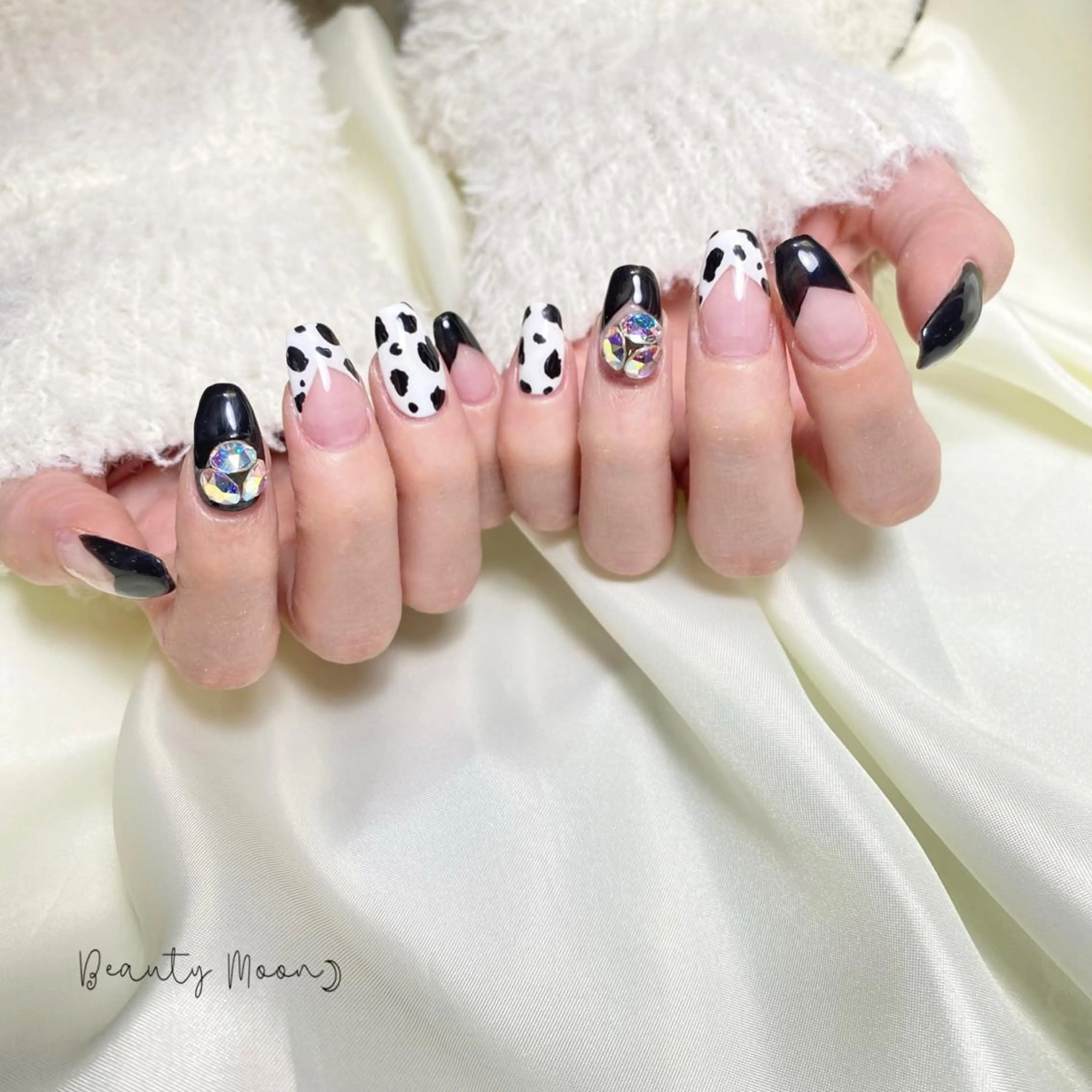 ネイル フレンチネイル beauty ☪︎moonのネイルデザイン
