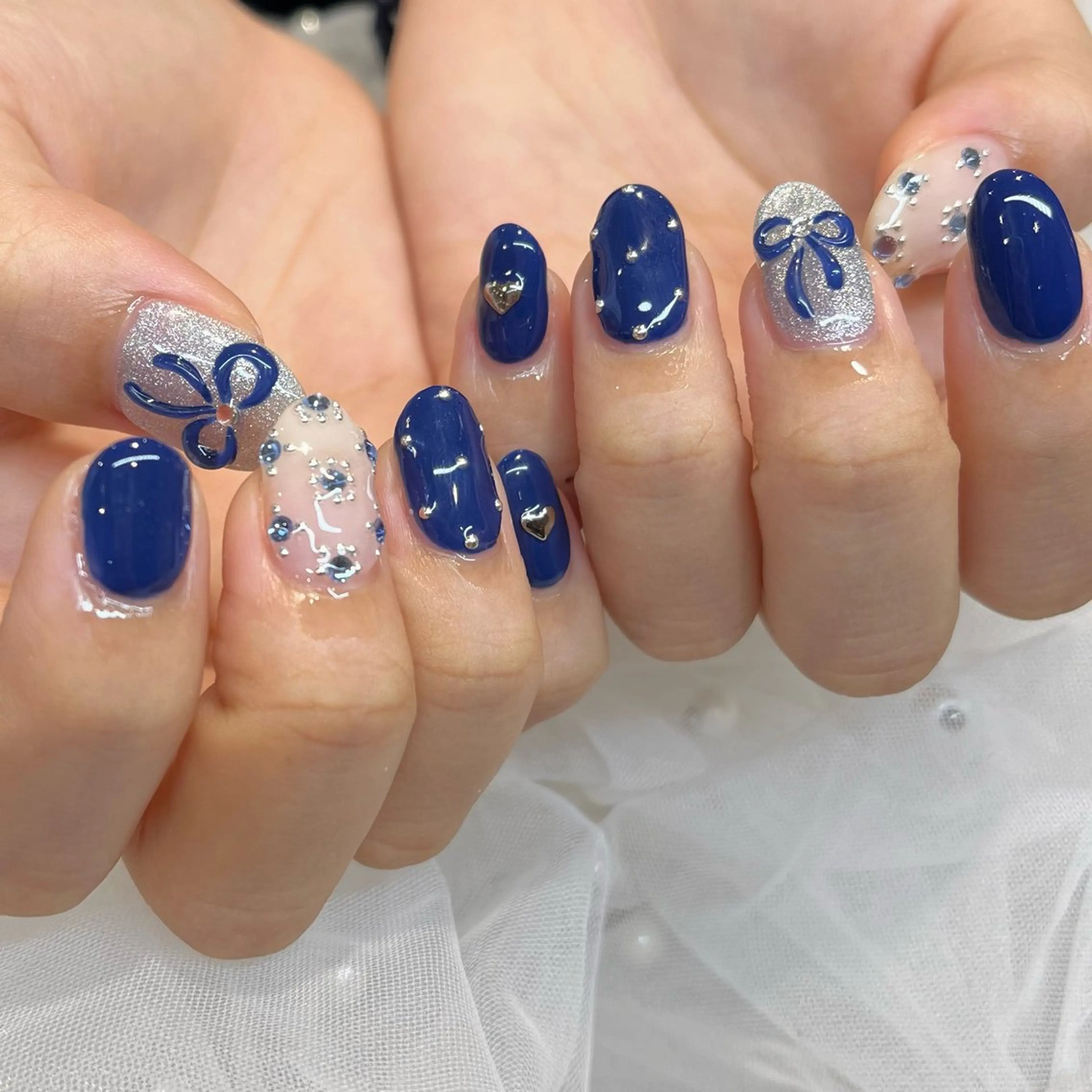 ネイル ハンドネイル 内田 里穂のネイルデザイン