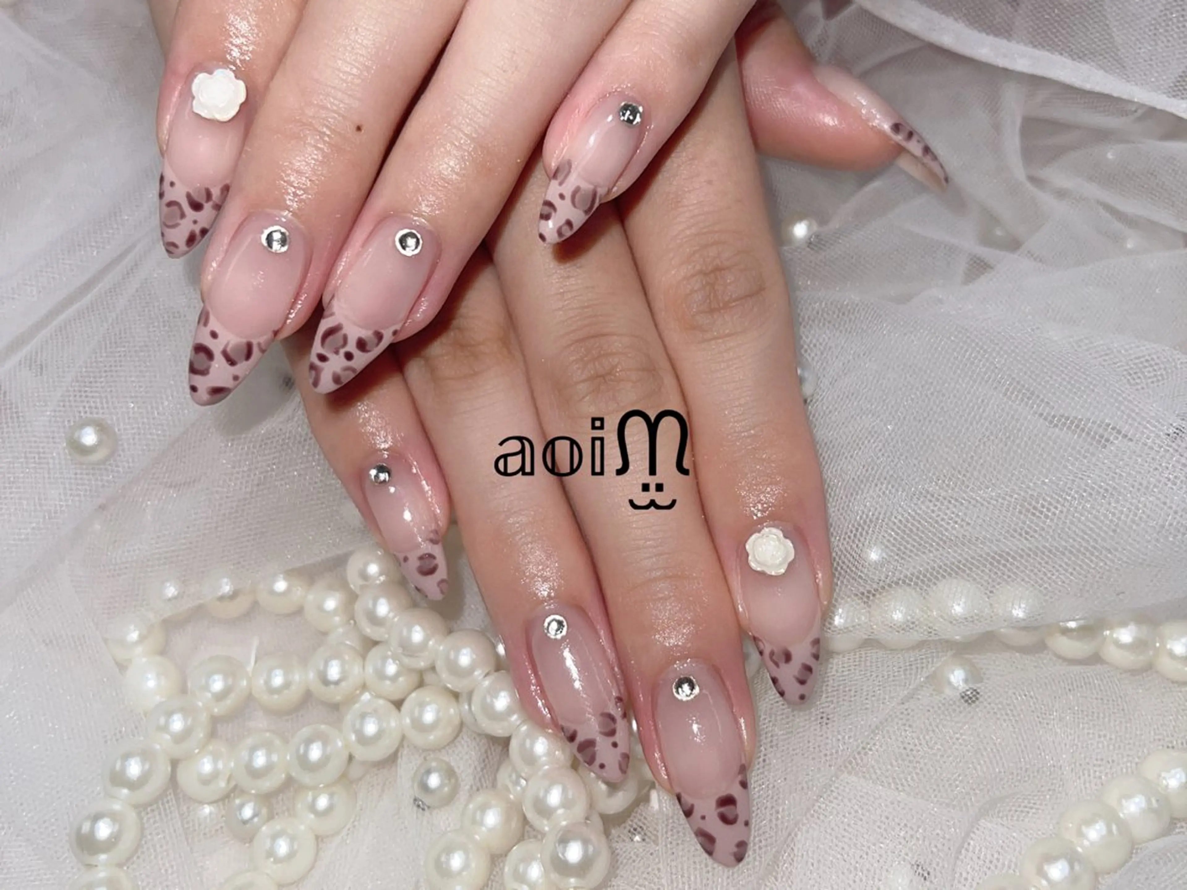 ネイル 葵うさぎ所属・葵うさぎ AIのネイルデザイン