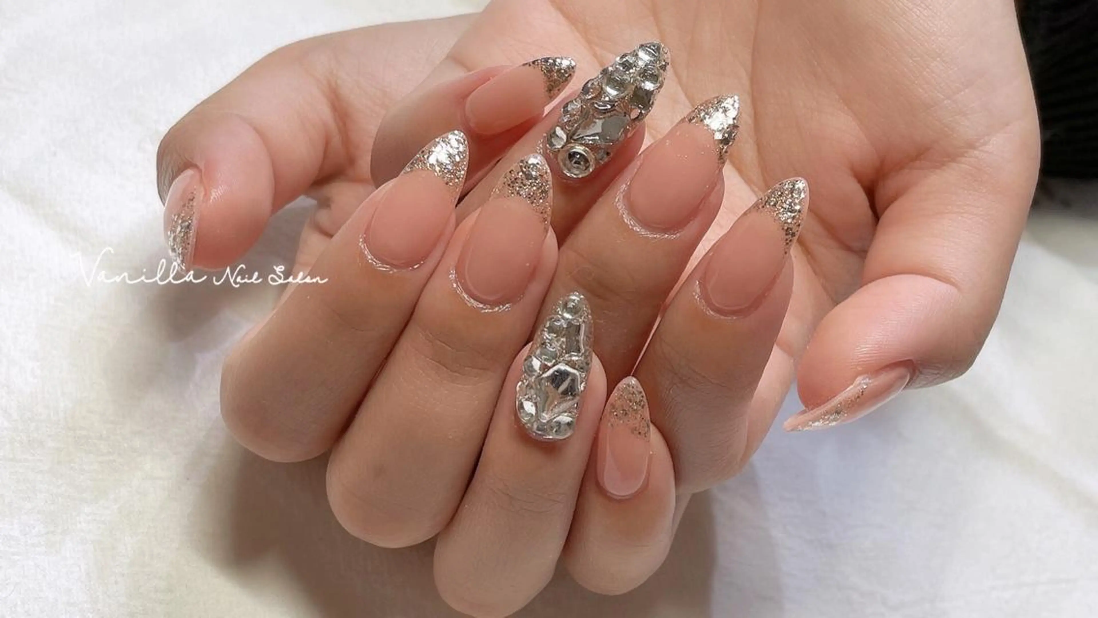 ネイル ネイルチップ Vanilla ネイルサロン 西川口のネイルデザイン