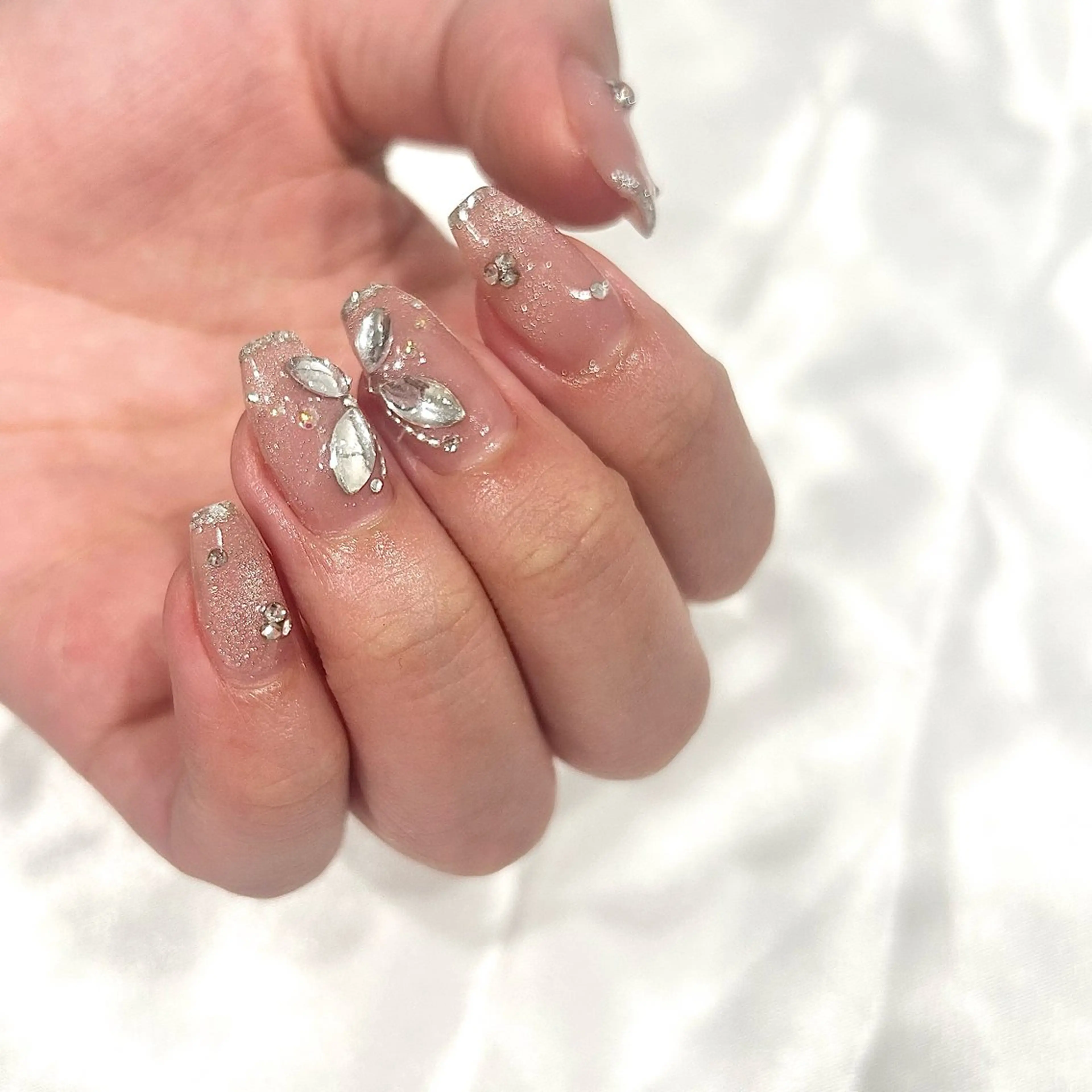 ネイル R Beauty Salon所属・R Beauty Salon 杉本のネイルデザイン