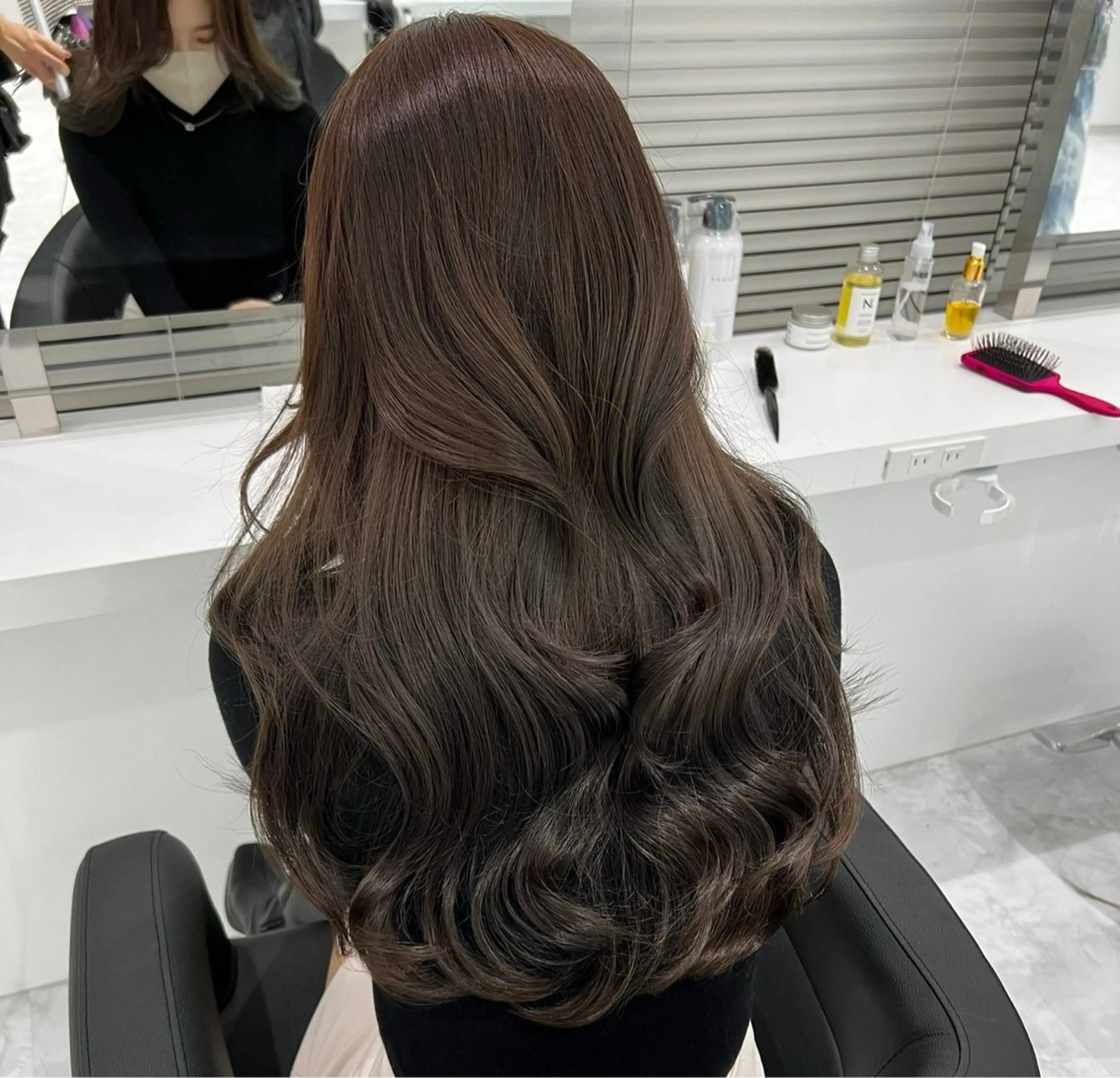 セミロング カラー ヘアカラー ✨透明感、艶髪ヘア✨ 韓国ヘア特化💖のヘアスタイル
