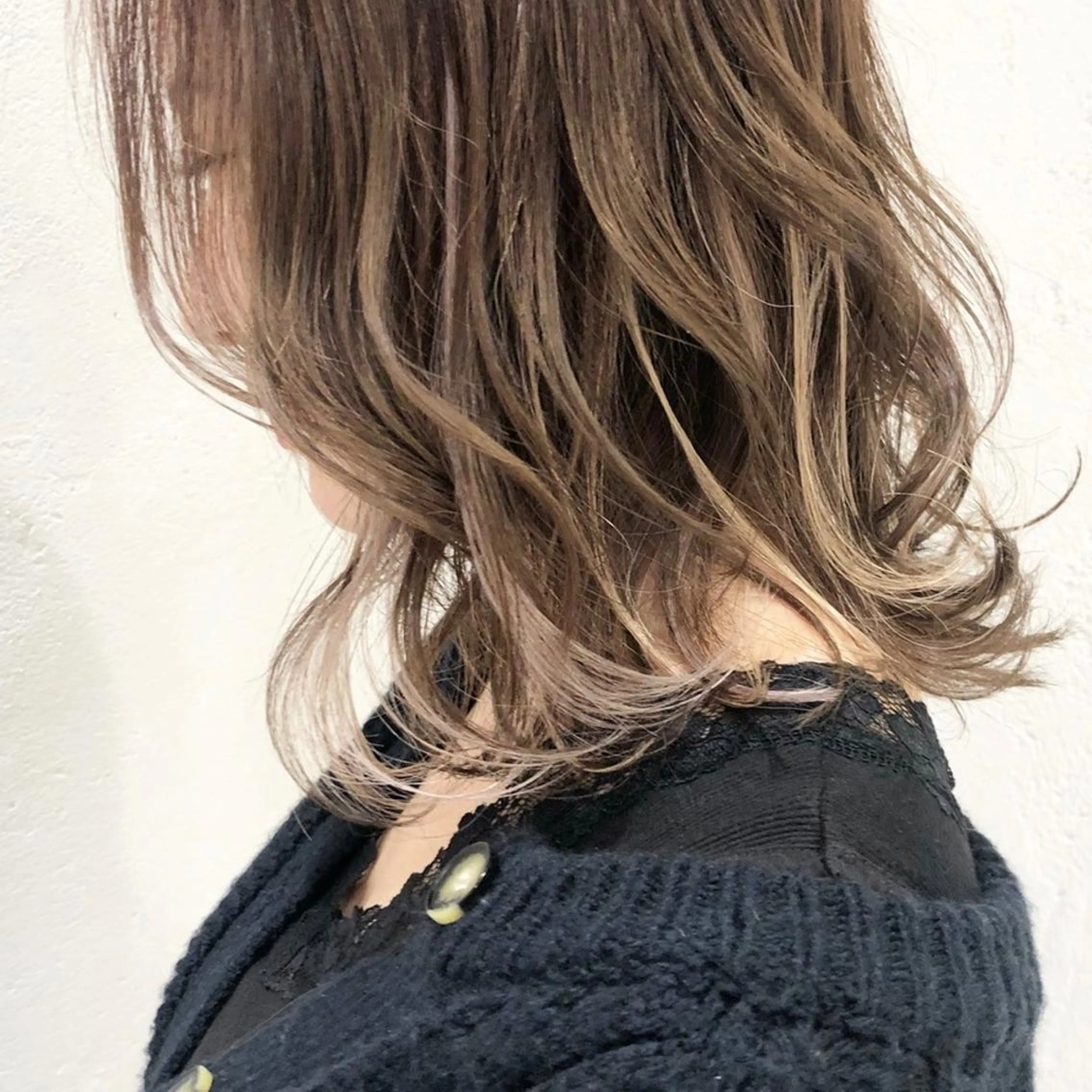 セミロング カラー ヘアアレンジ 滝本 里実のヘアスタイル