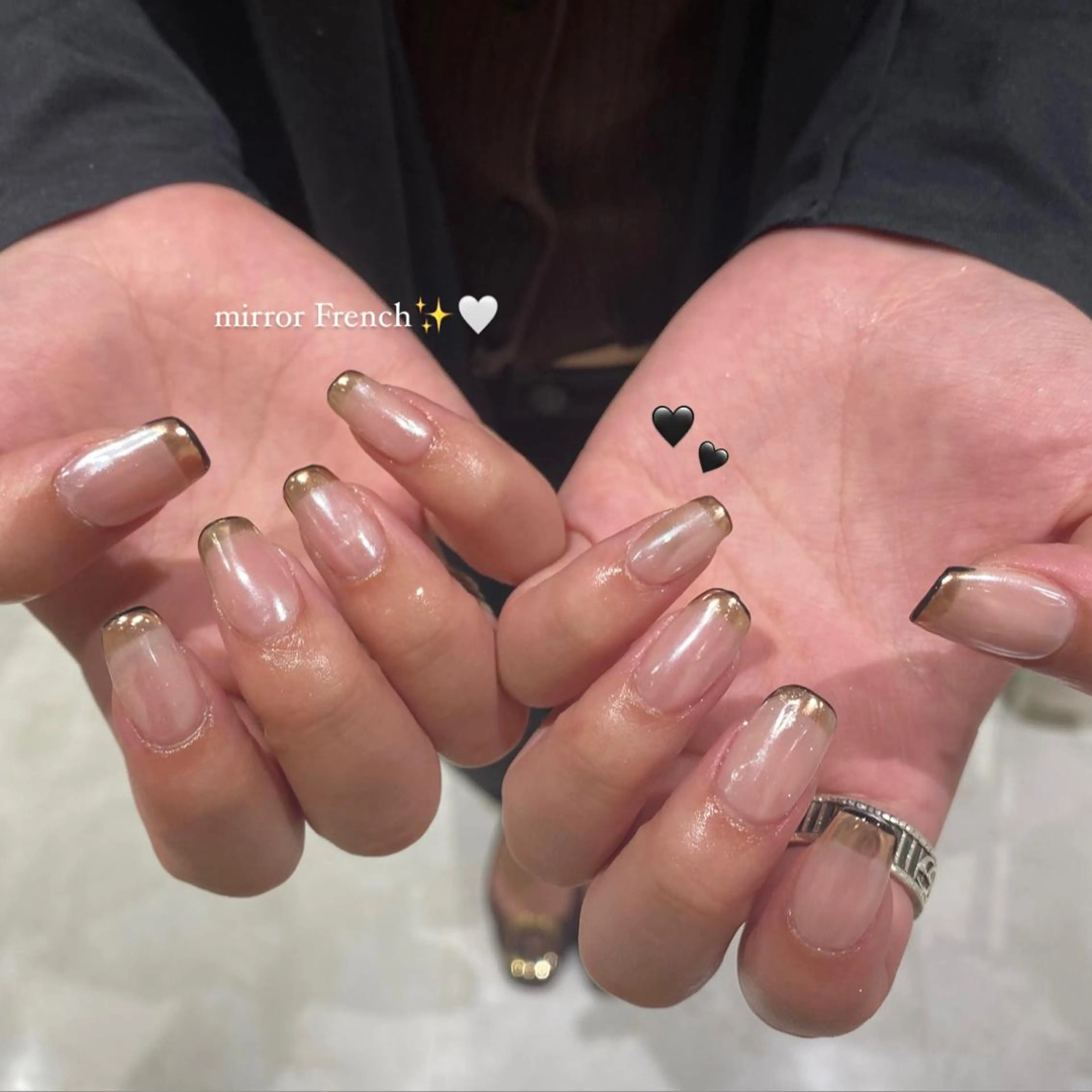 ネイル フレンチネイル ミラーネイル PLATINUM   DOLL【プラチナムドール】所属・ひろこ eyelist🎀のマツエク・マツパデザイン