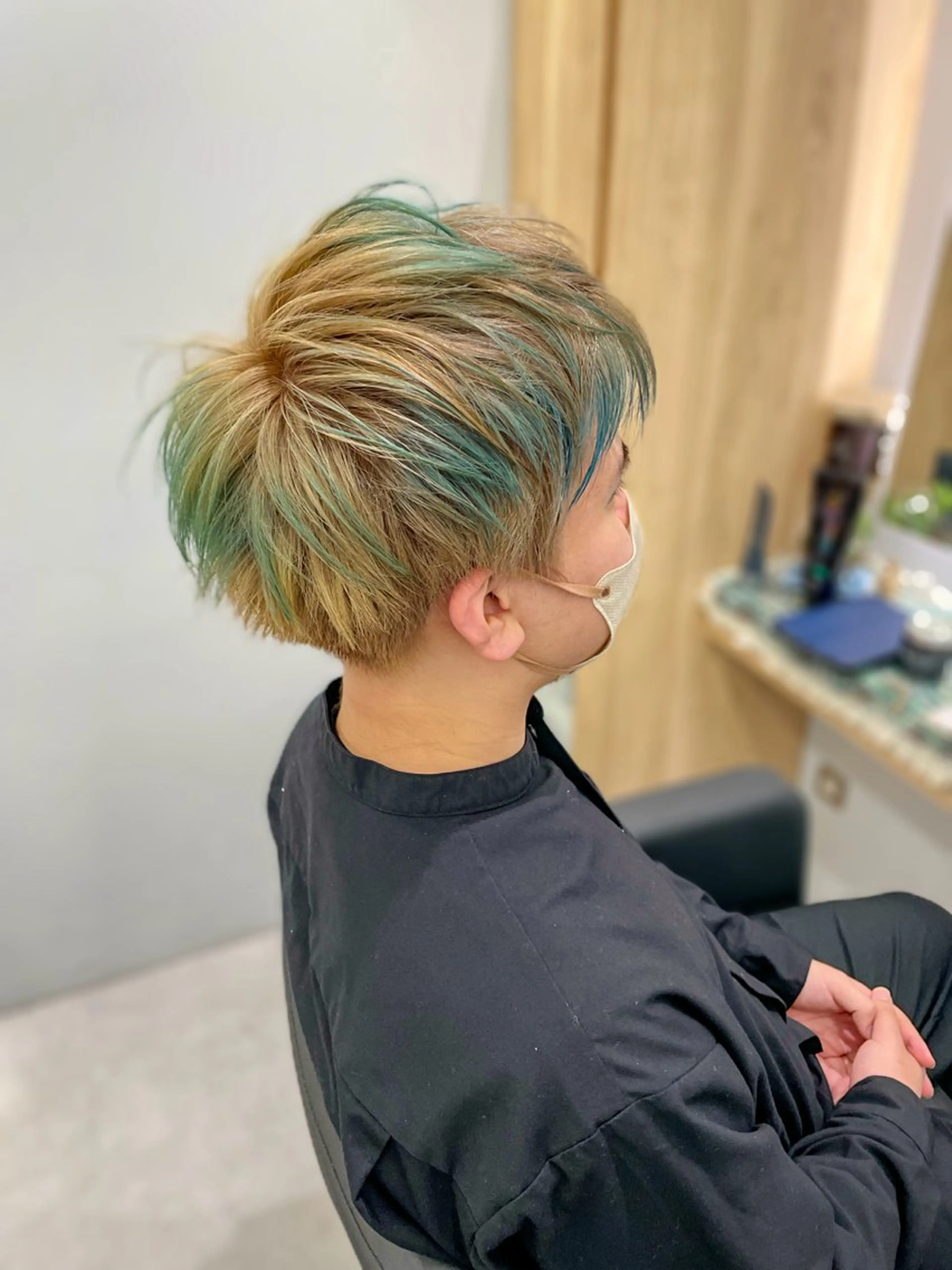 メンズカット×ダブルカラー(ブリーチ込み)の写真