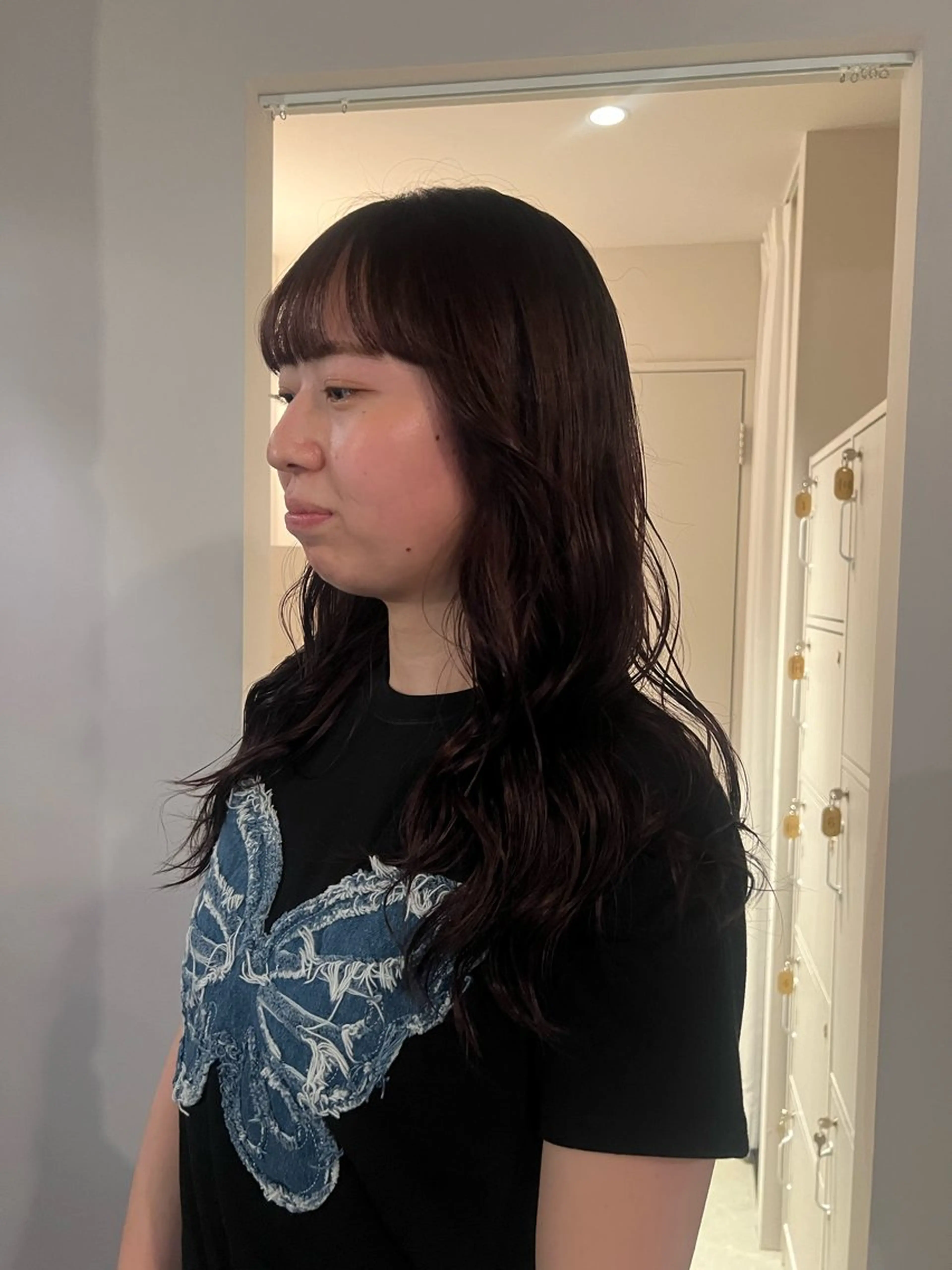 セミロング 伊藤 美咲のヘアスタイル