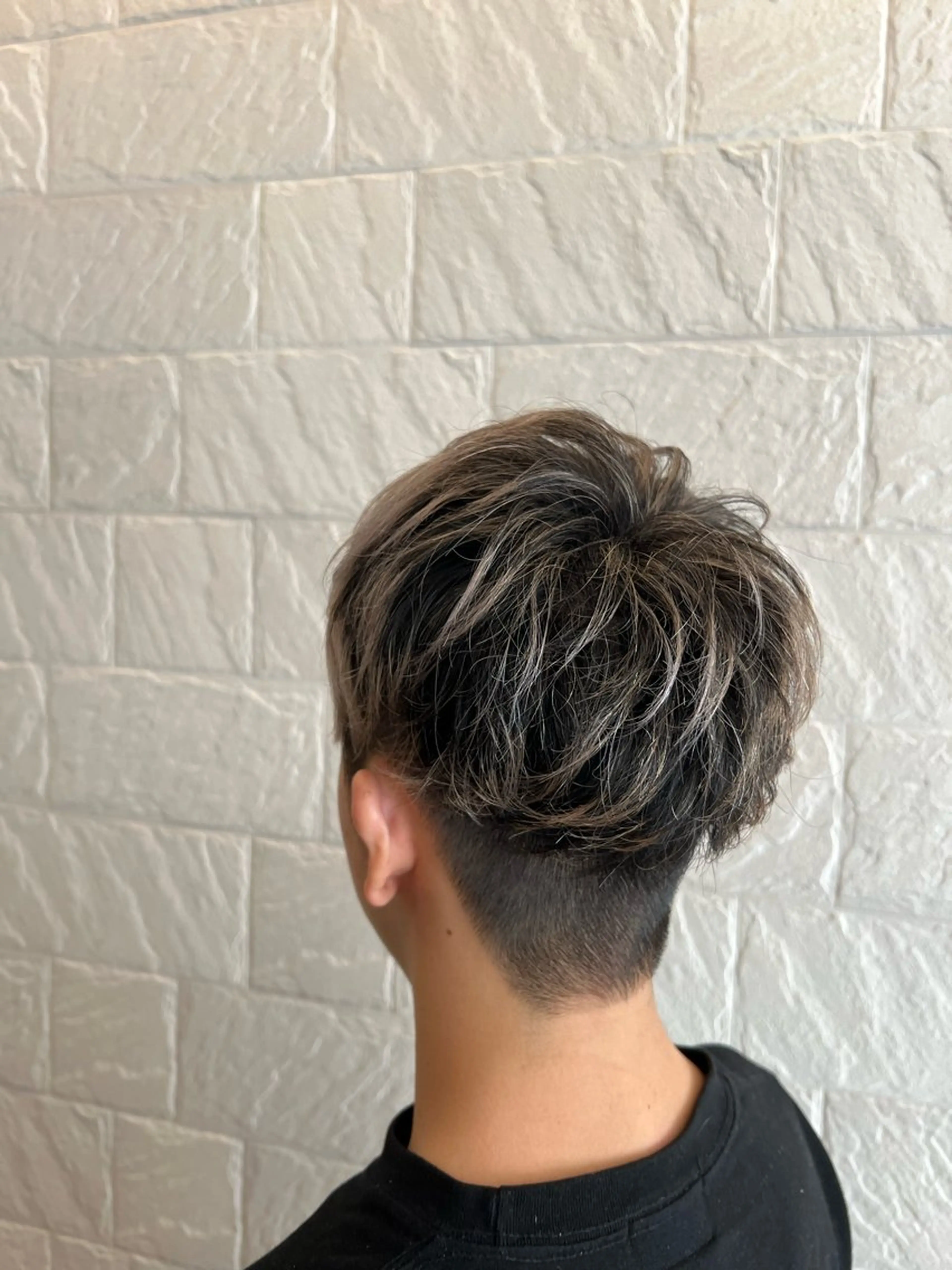 ショート カラー メンズ メンズメッシュ メッシュ ヘアカラー ルシア（Lucia）所属・有澤 茉唯のマツエク・マツパデザイン