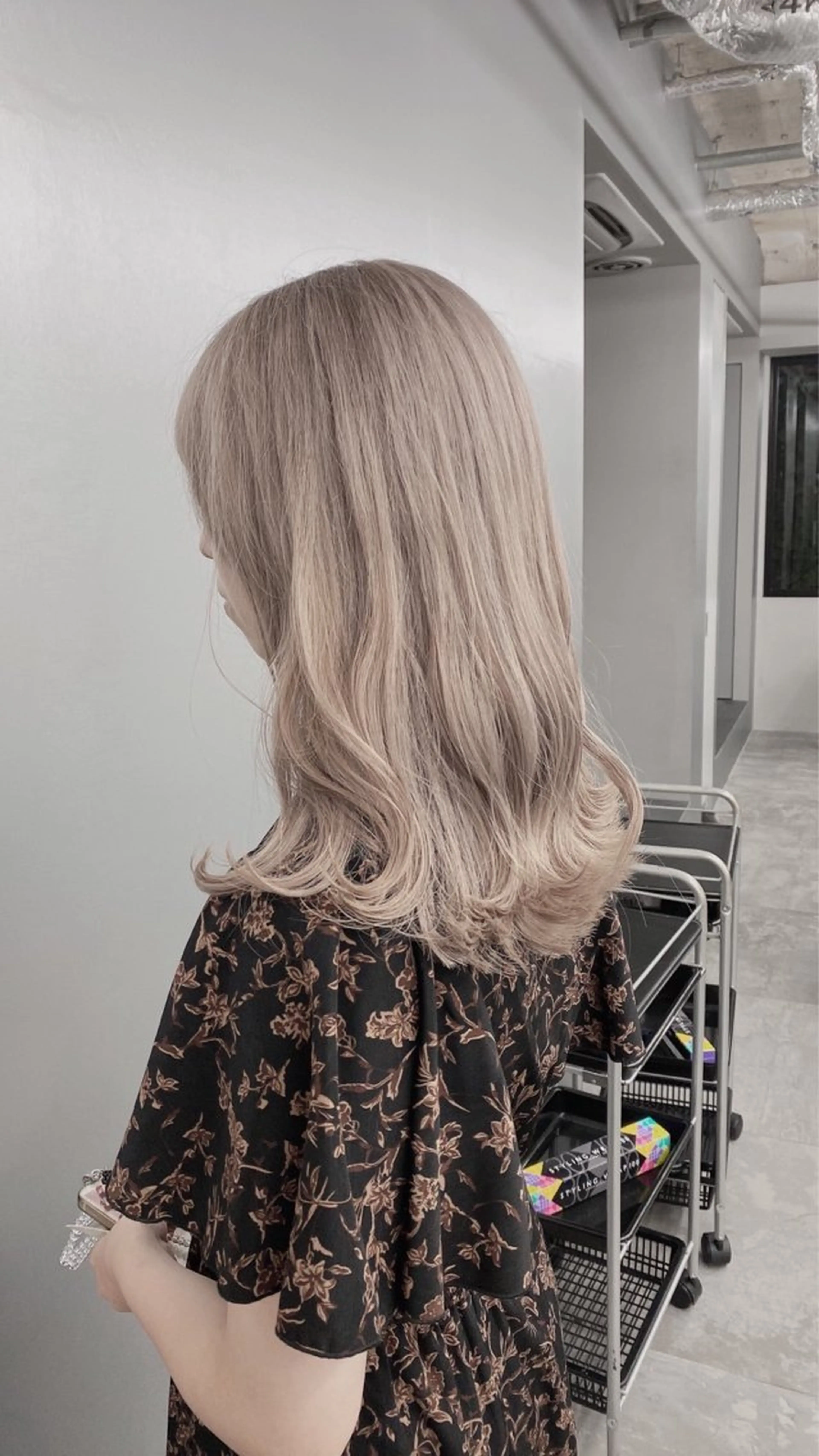 ロング ヘアカラー ヘアセット 🎀ほの🎀 ミルクティー♡表参道のヘアスタイル