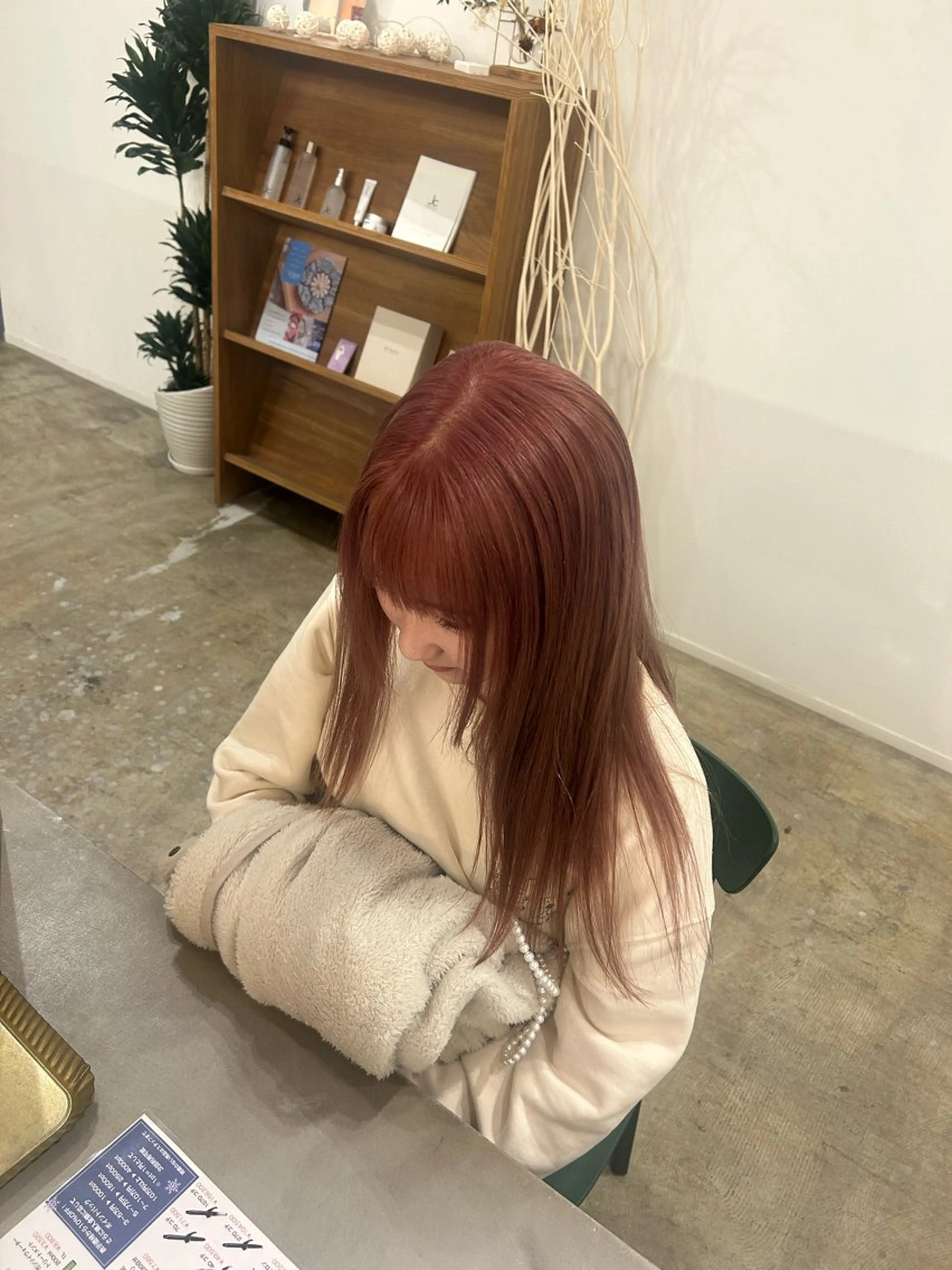 セミロング éclat hairs beau group所属・西田 颯花のヘアスタイル