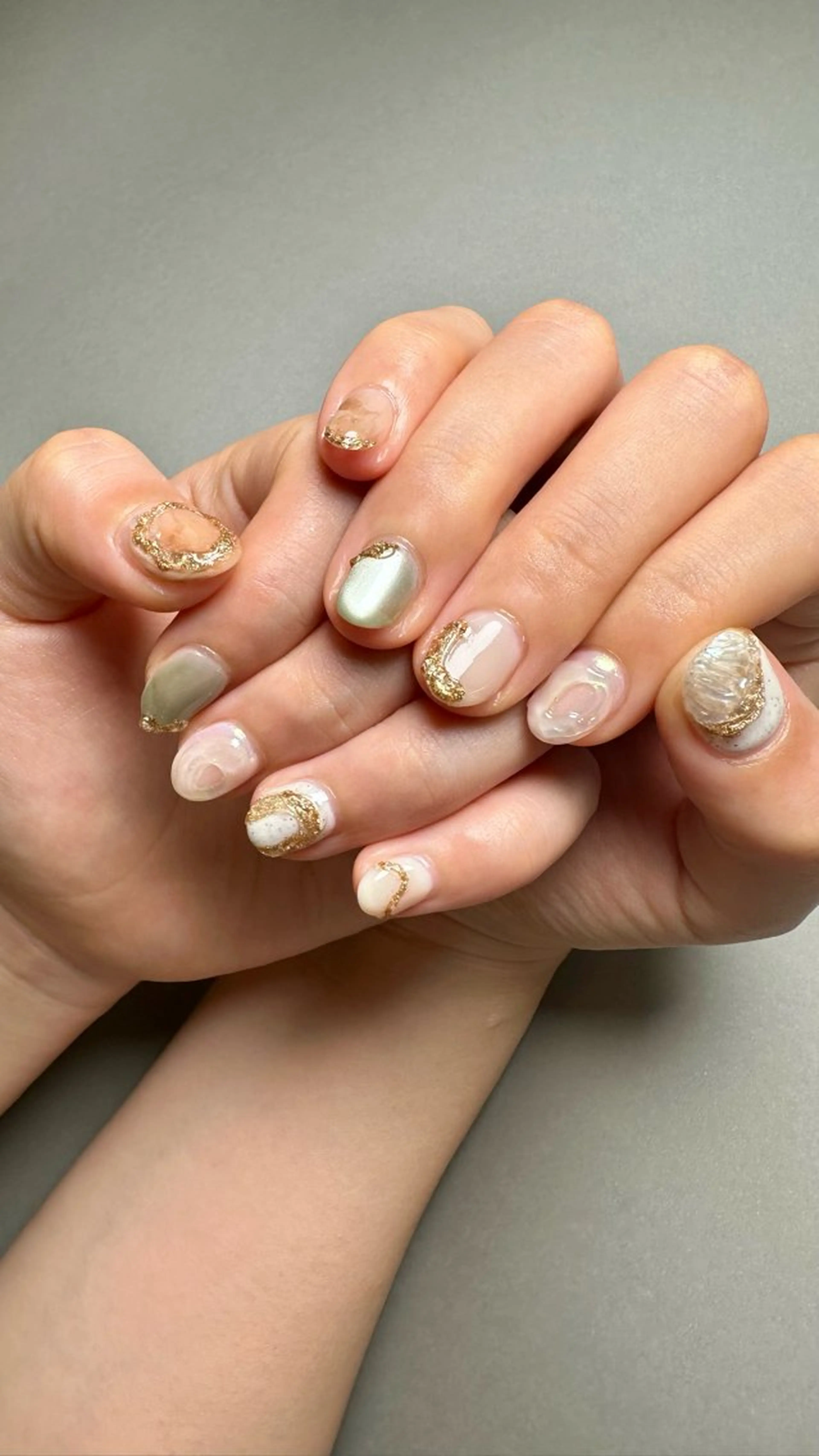 ネイル ニュアンスネイル ハンドネイル ハンドケア Atelier Ariのネイルデザイン