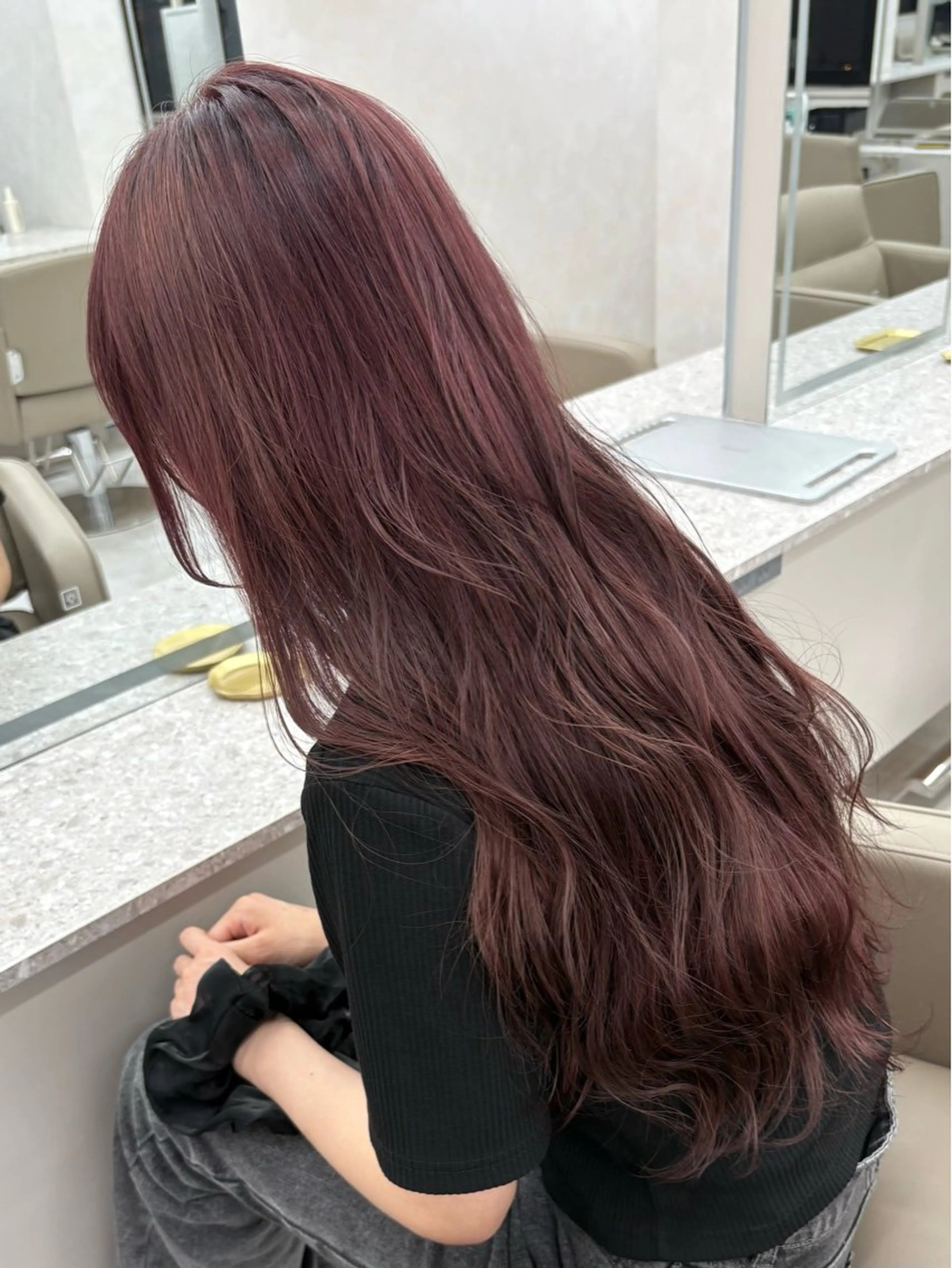 カラー ヘアカラー 冬に向けて艶髪カラ ーHarusa🎀のヘアスタイル