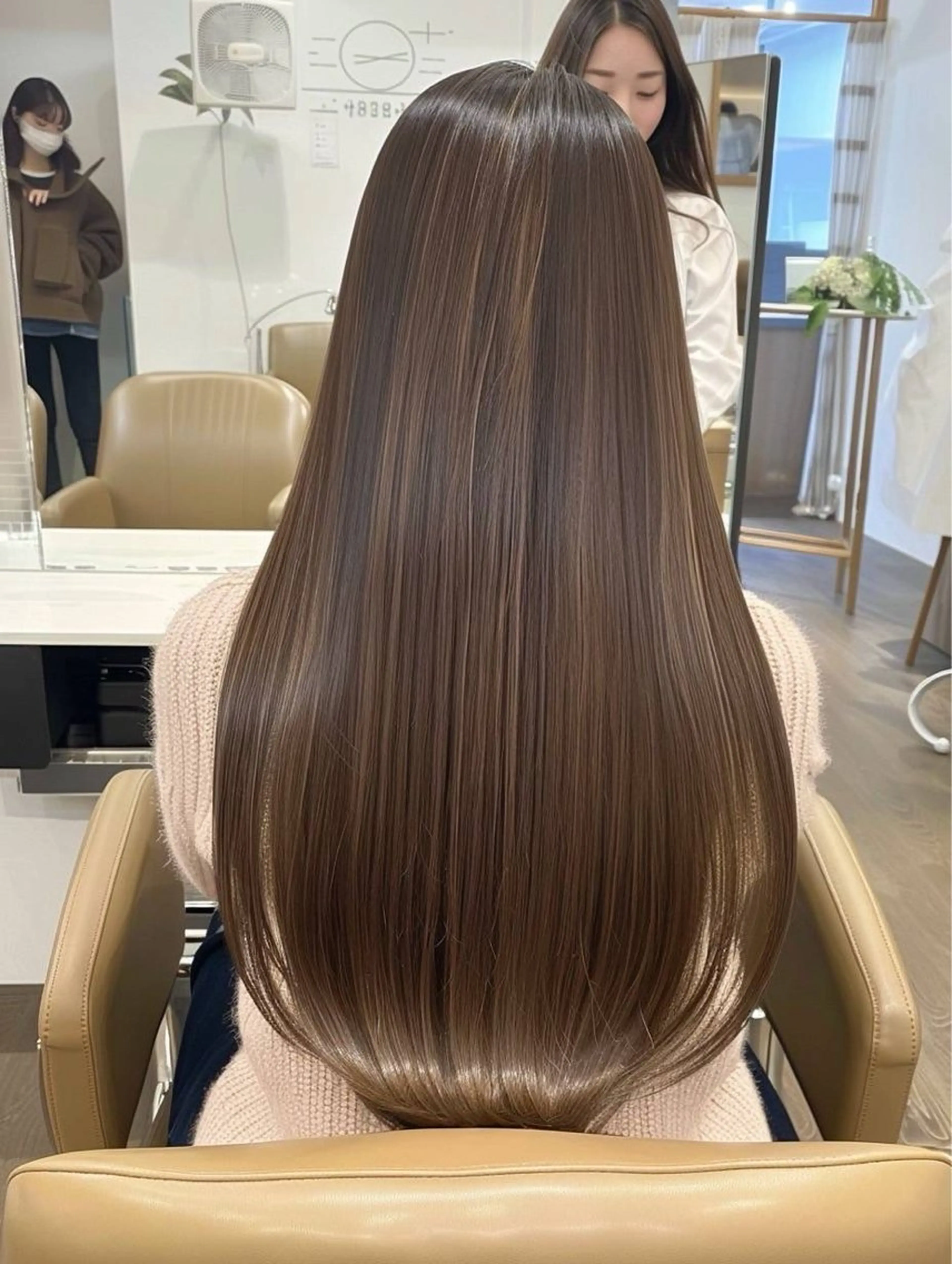 ロング ブリーチカラー🌈 縮毛矯正💙MASAのヘアスタイル