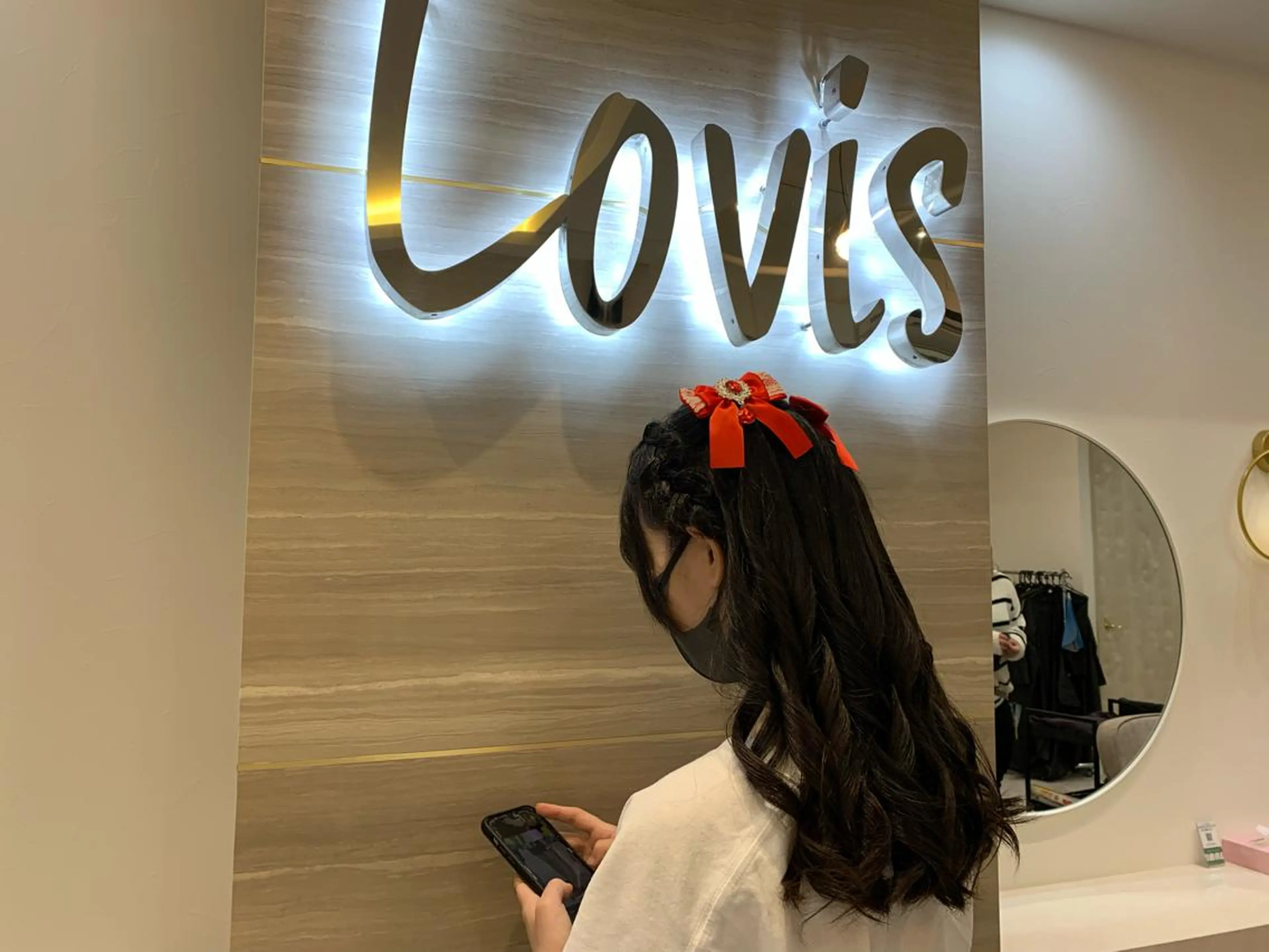 ロング カラー パーマ ヘアアレンジ メンズ キッズ ネイル マツエク・マツパ アイブロウ Lovis池袋 鳥越美羽のヘアスタイル