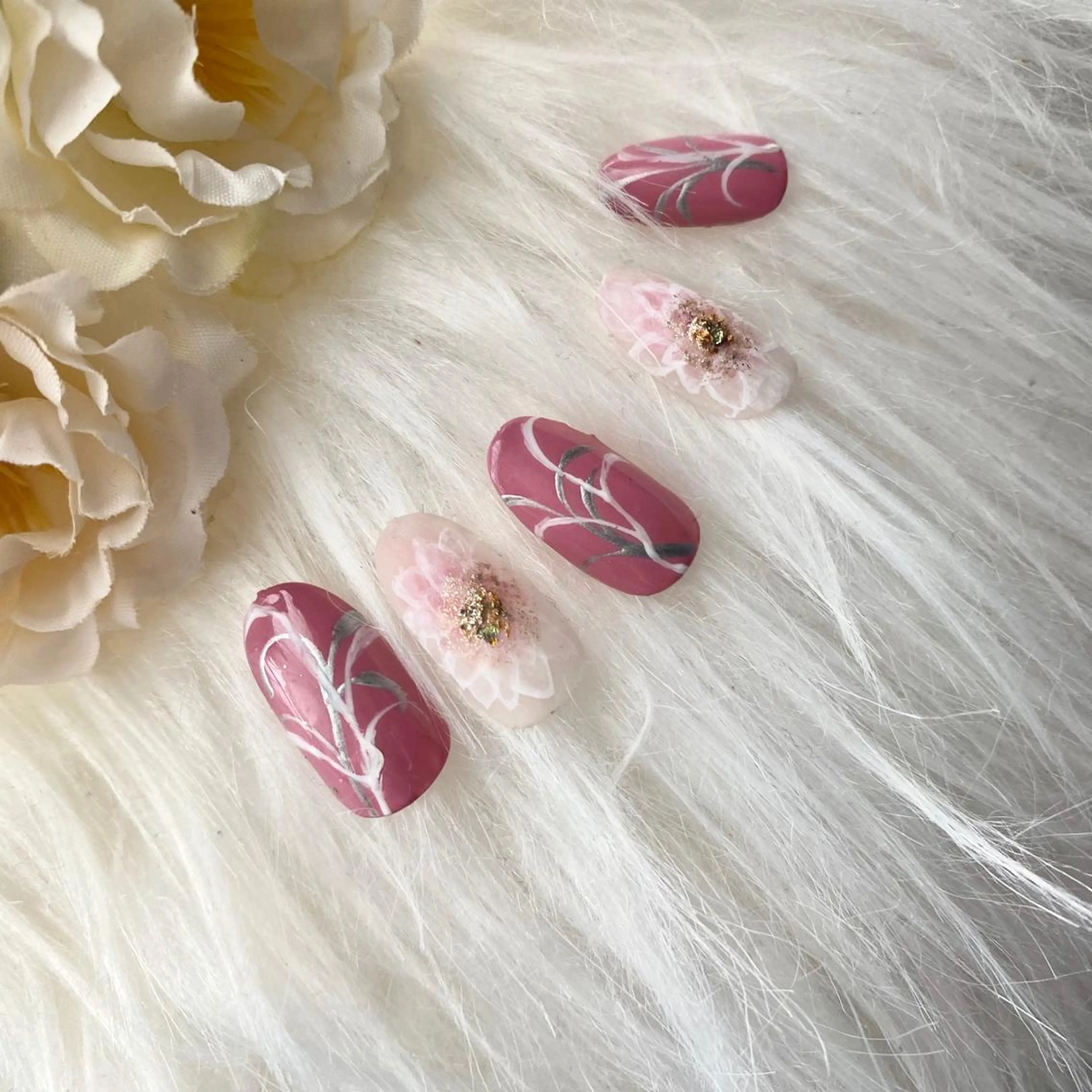 ネイル ハンドネイル ハンドケア ulu~new generation salon所属・ulu KURUMI💖のネイルデザイン