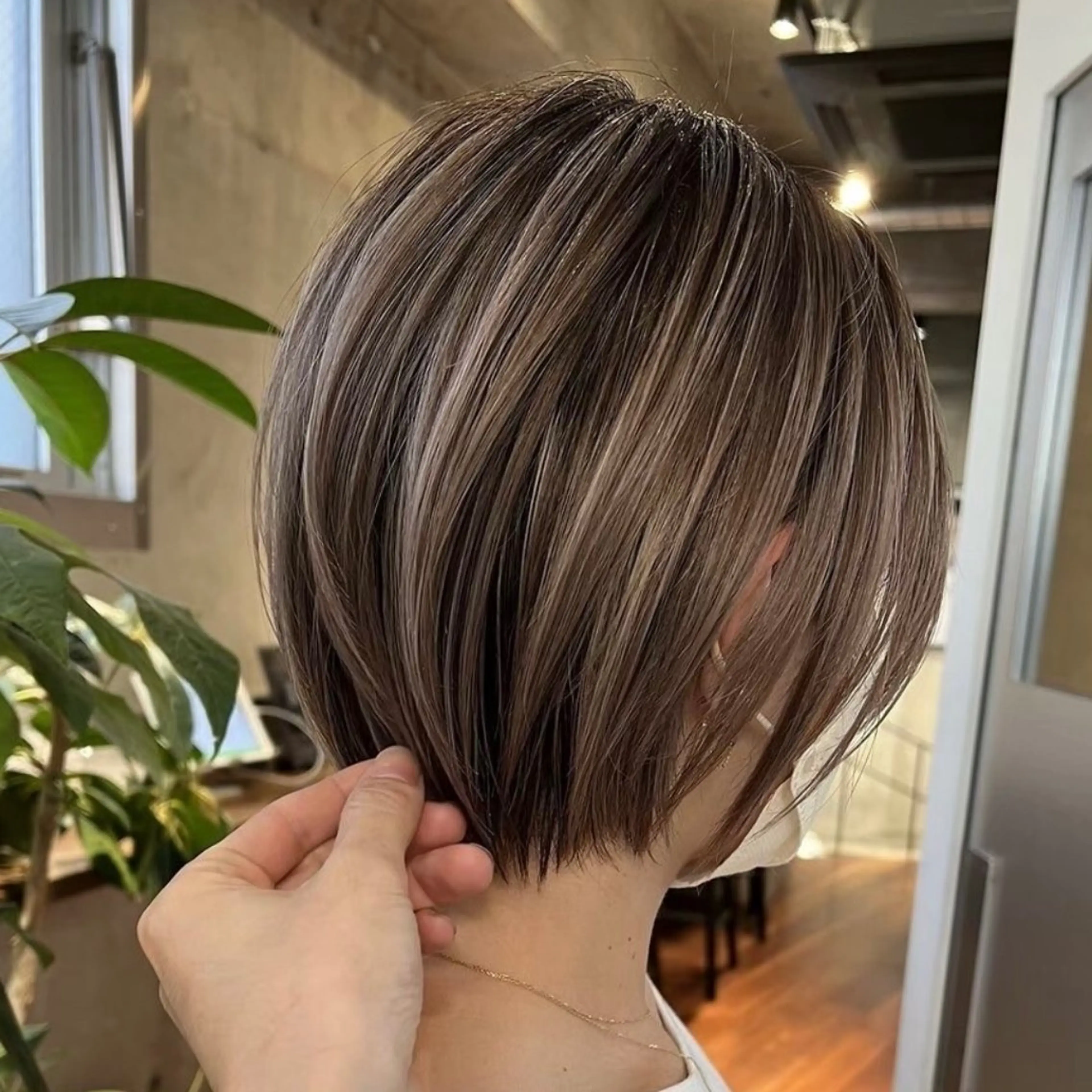ショート カット ヘアカラー ショート特化✨ 津々美のヘアスタイル