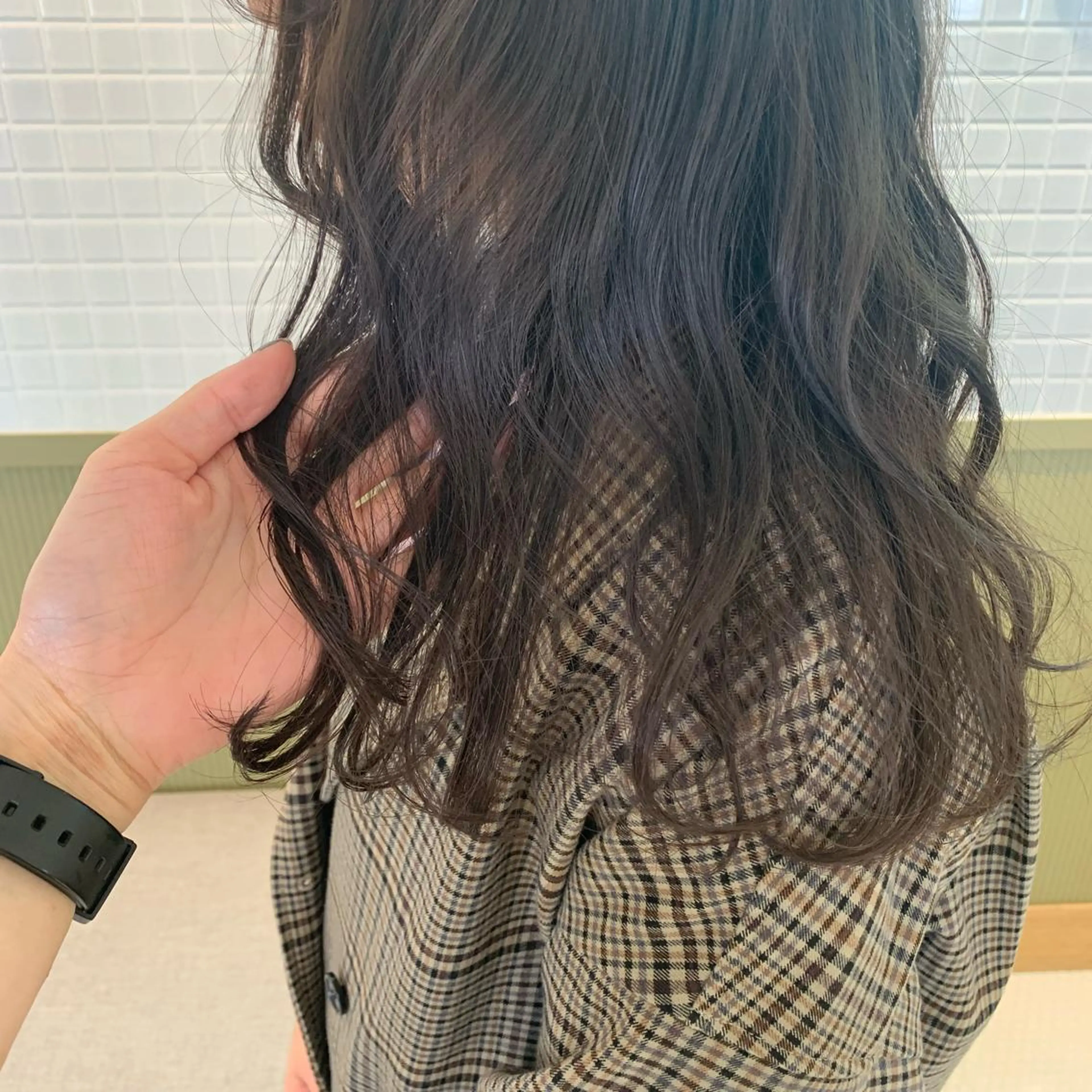 ロング カラー 透明感カラー グレージュ イルミナカラー emme MIHO♡のヘアスタイル