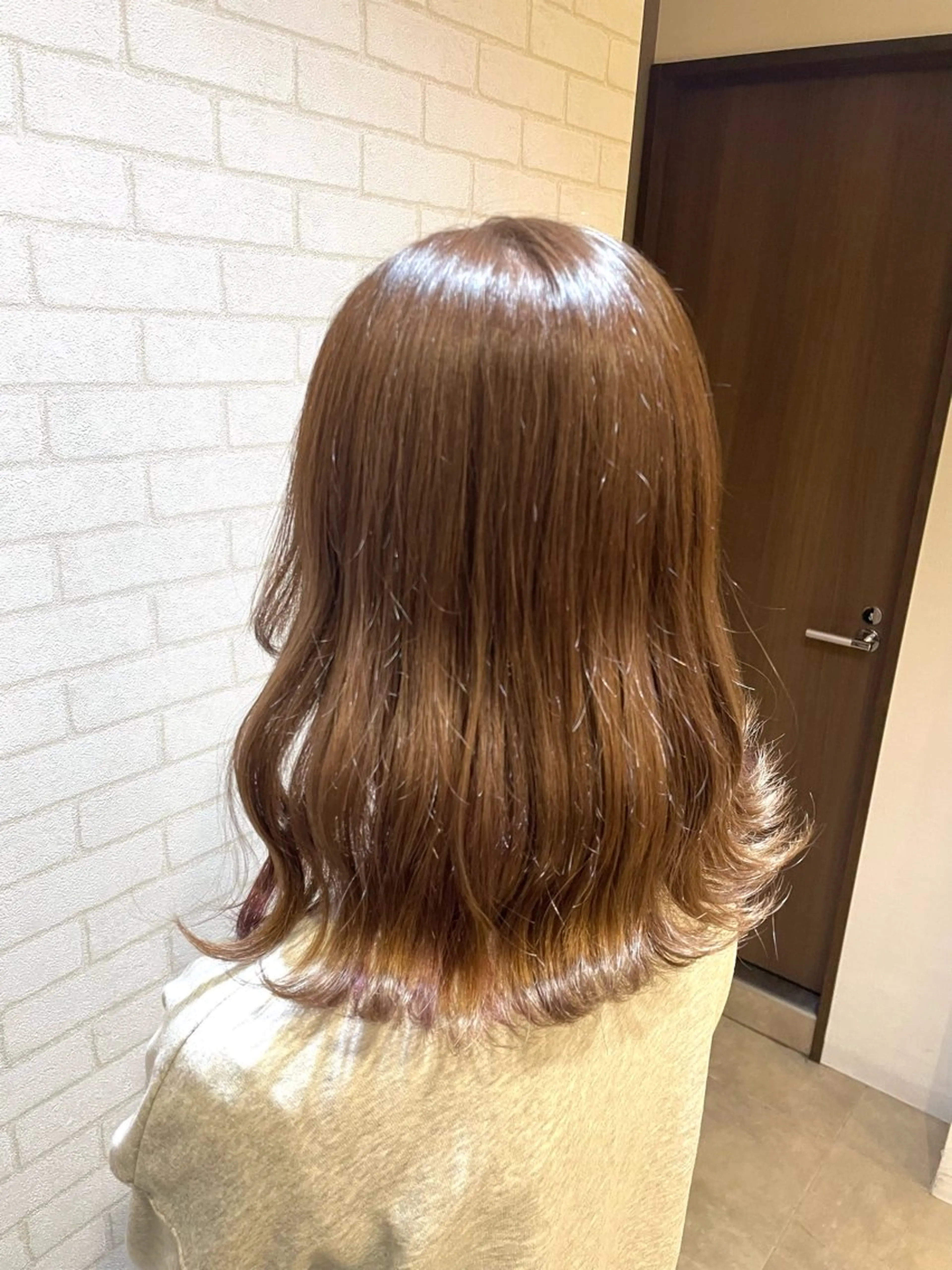 カラー ブリーチ ブラウンカラー ナチュラルブラウン ブリーチなしカラー MICHIRU 🐈‍⬛💞のヘアスタイル