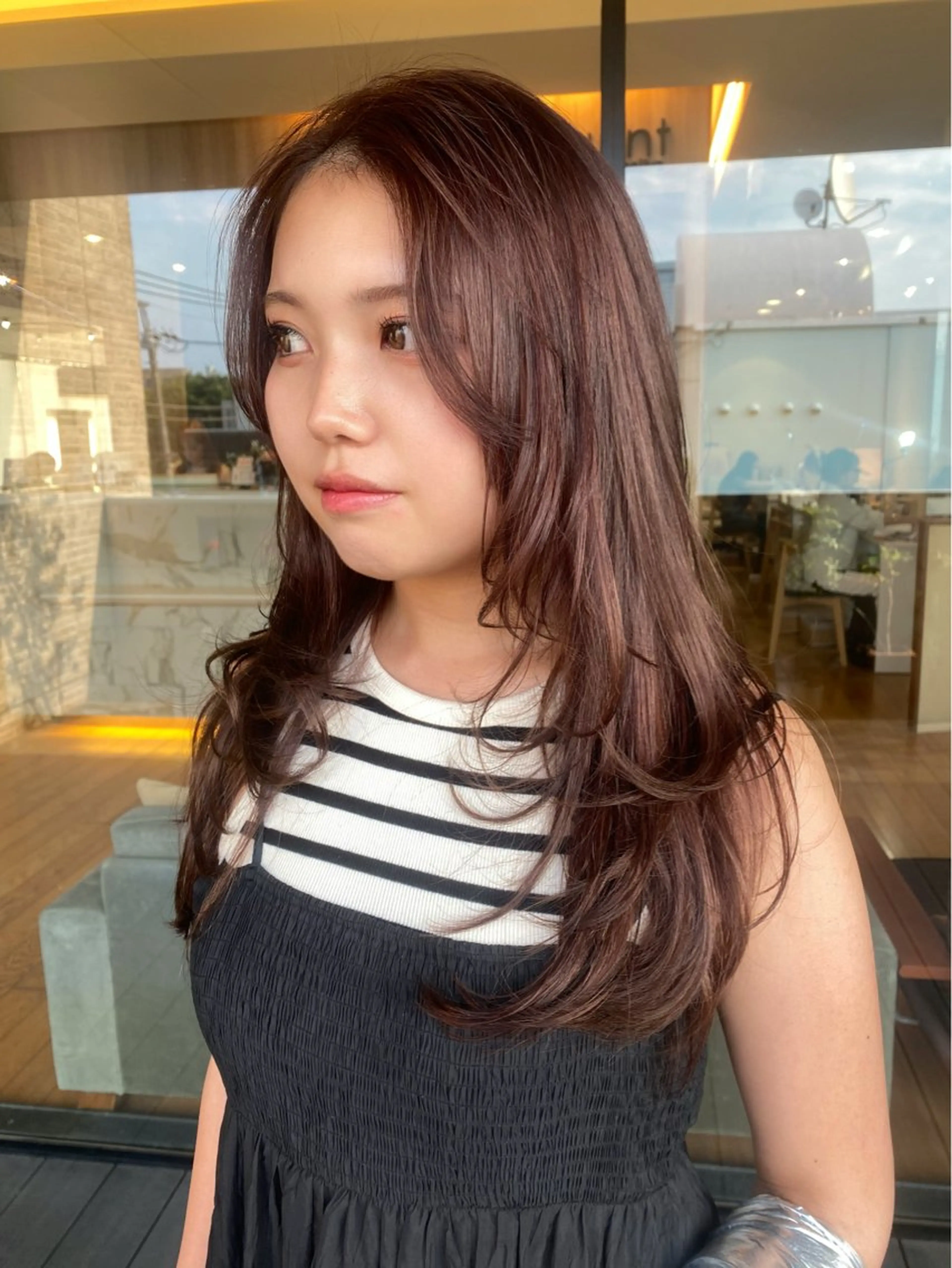 ロング カラー ブラウンカラー ピンクカラー ピンクブラウン ヘアカラー 谷川 あかりのヘアスタイル