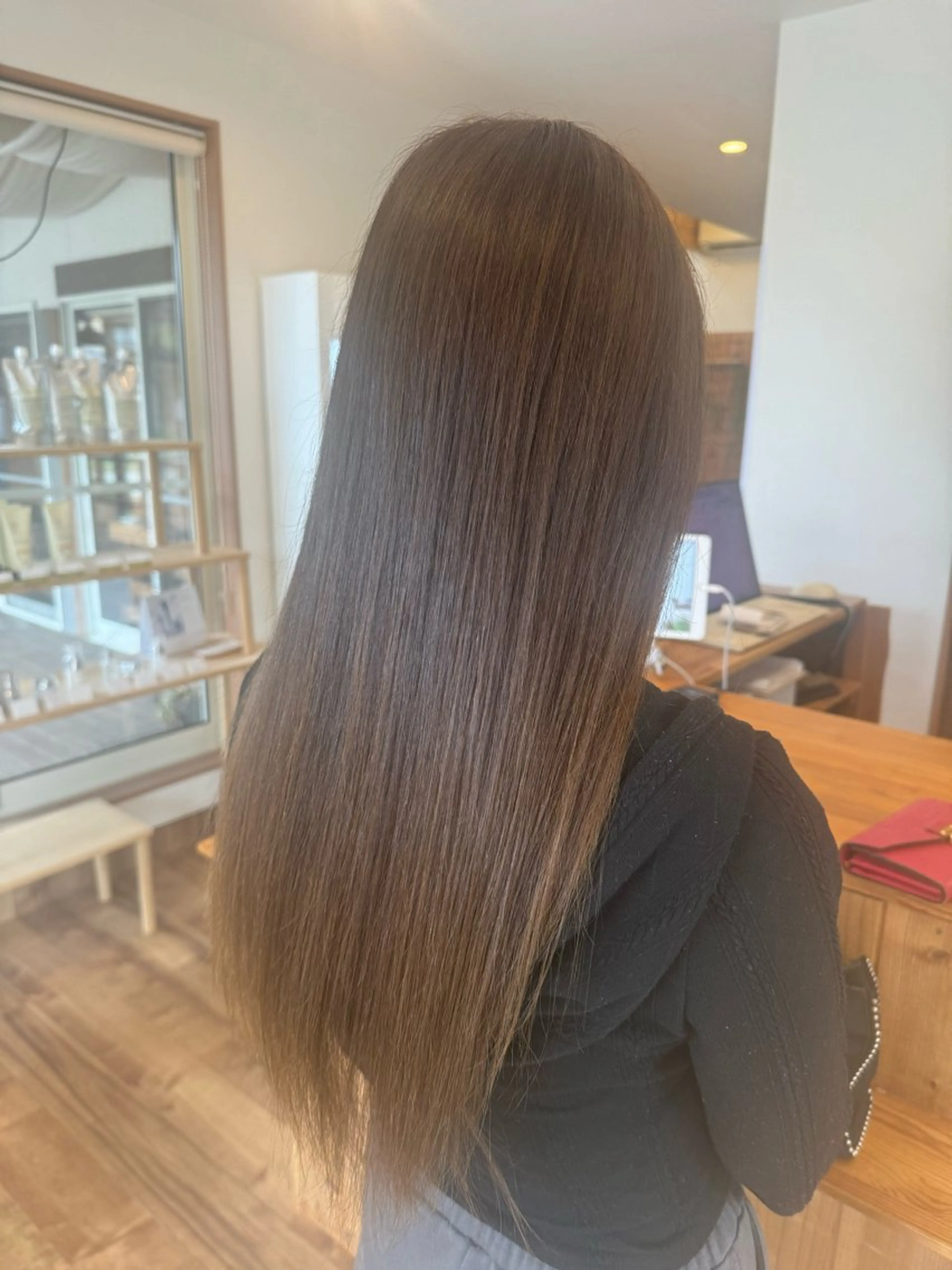 セミロング カット ヘアカラー トリートメント hair salon rita 野々市所属・中野 幹也のヘアスタイル