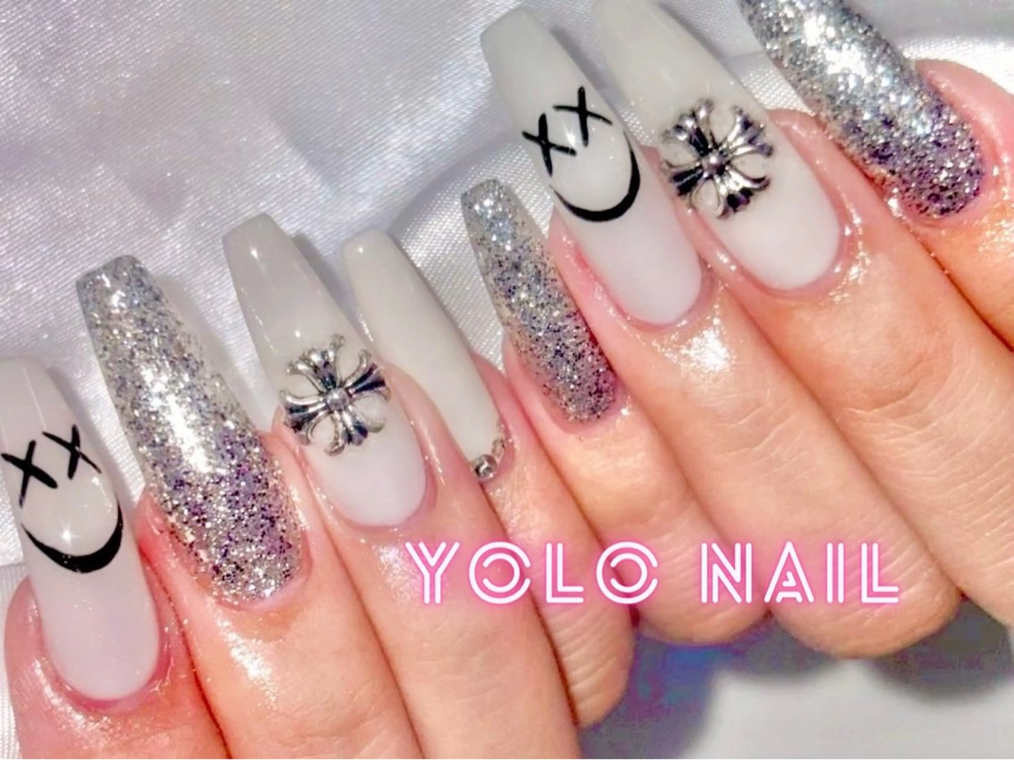 ネイル 持ち込み ハンドネイル YOLONAIL心斎橋店所属・田本 和音のネイルデザイン