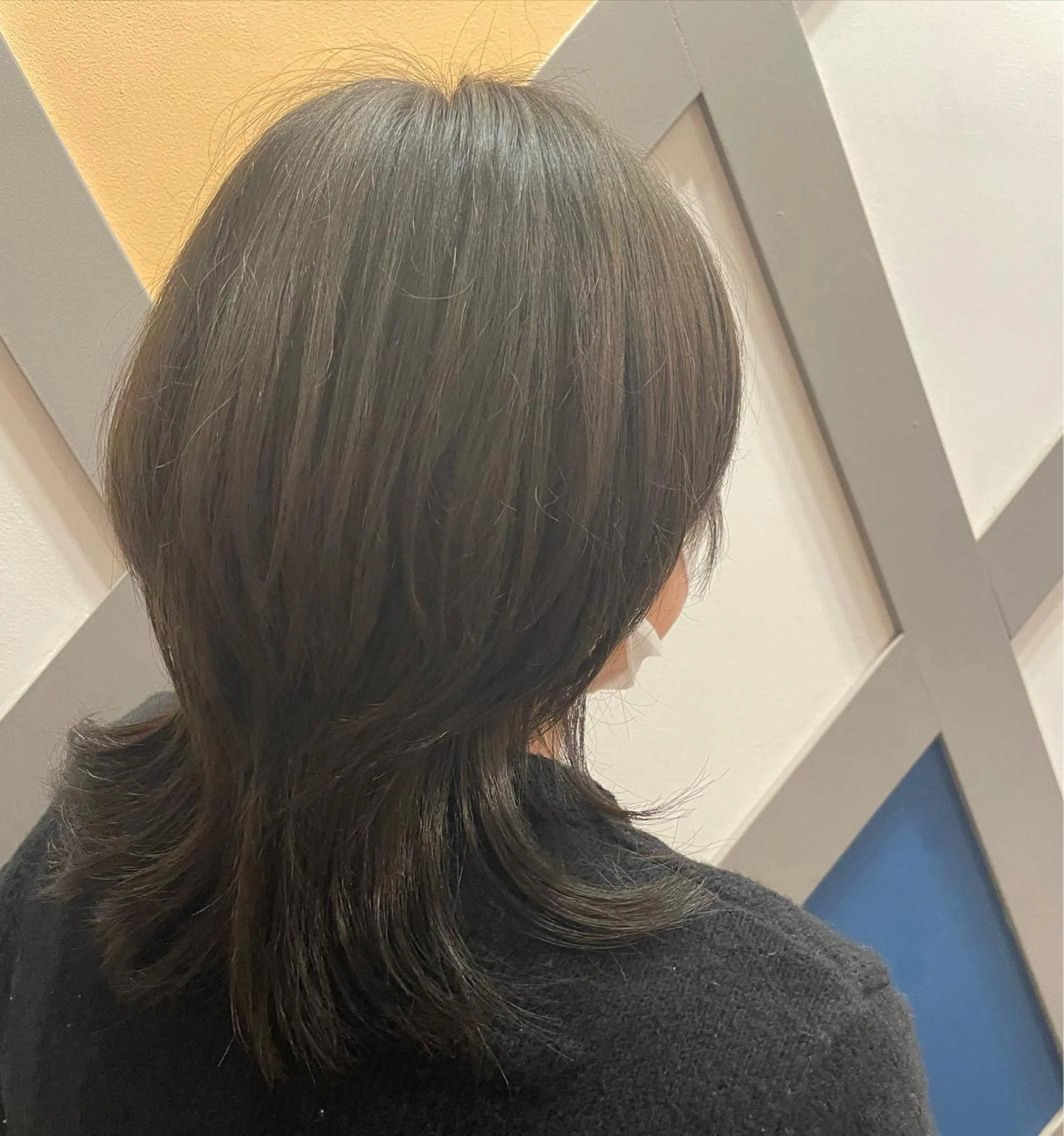 カラー グレージュ オリーブグレージュ オリーブグレー 内藤 すずなのヘアスタイル