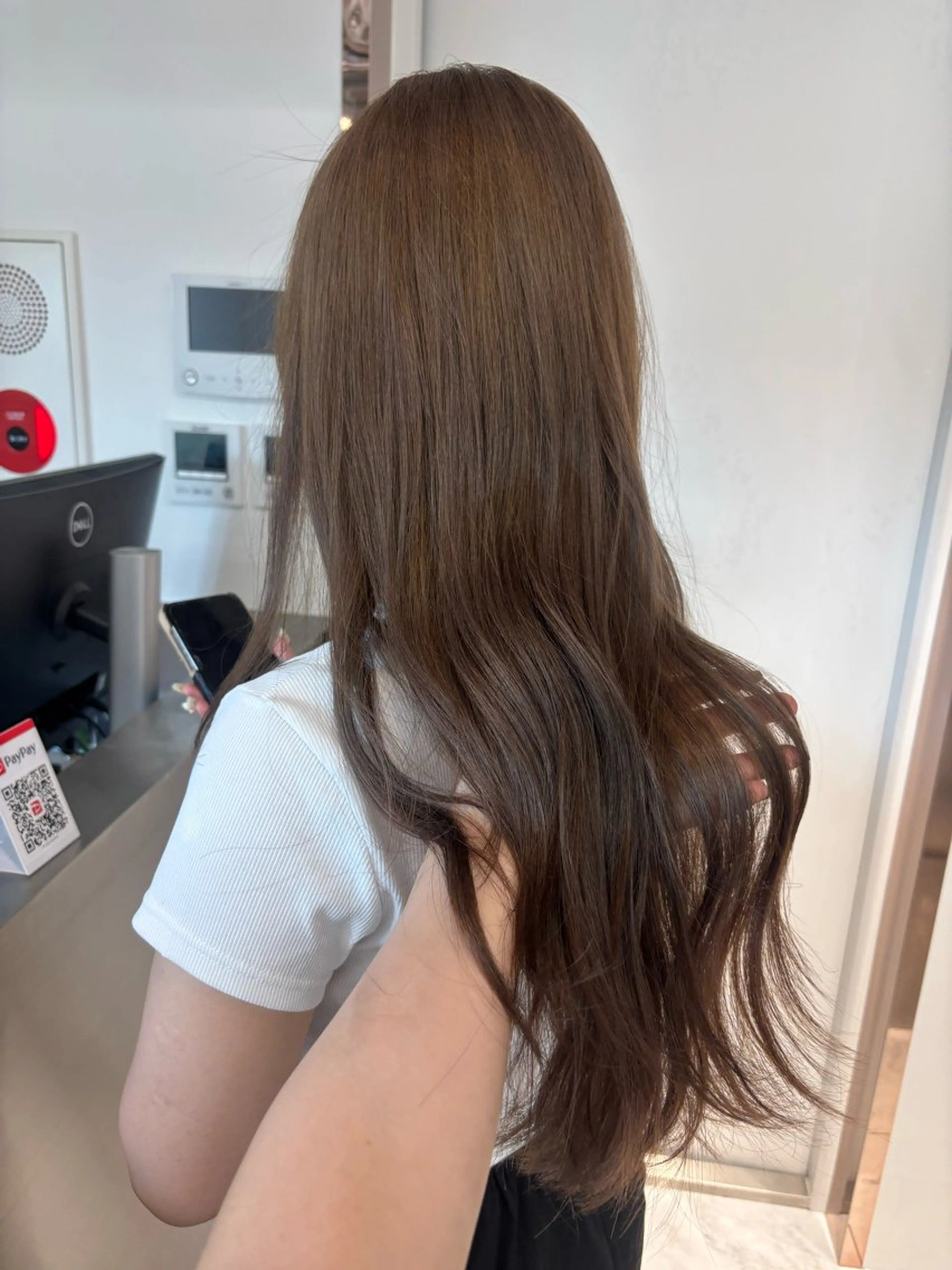 ミディアム ボブ 韓国風ヘア レイヤーカット トリートメント ヘアカラー rina／ベージュ ワンホン/韓国ヘアのヘアスタイル