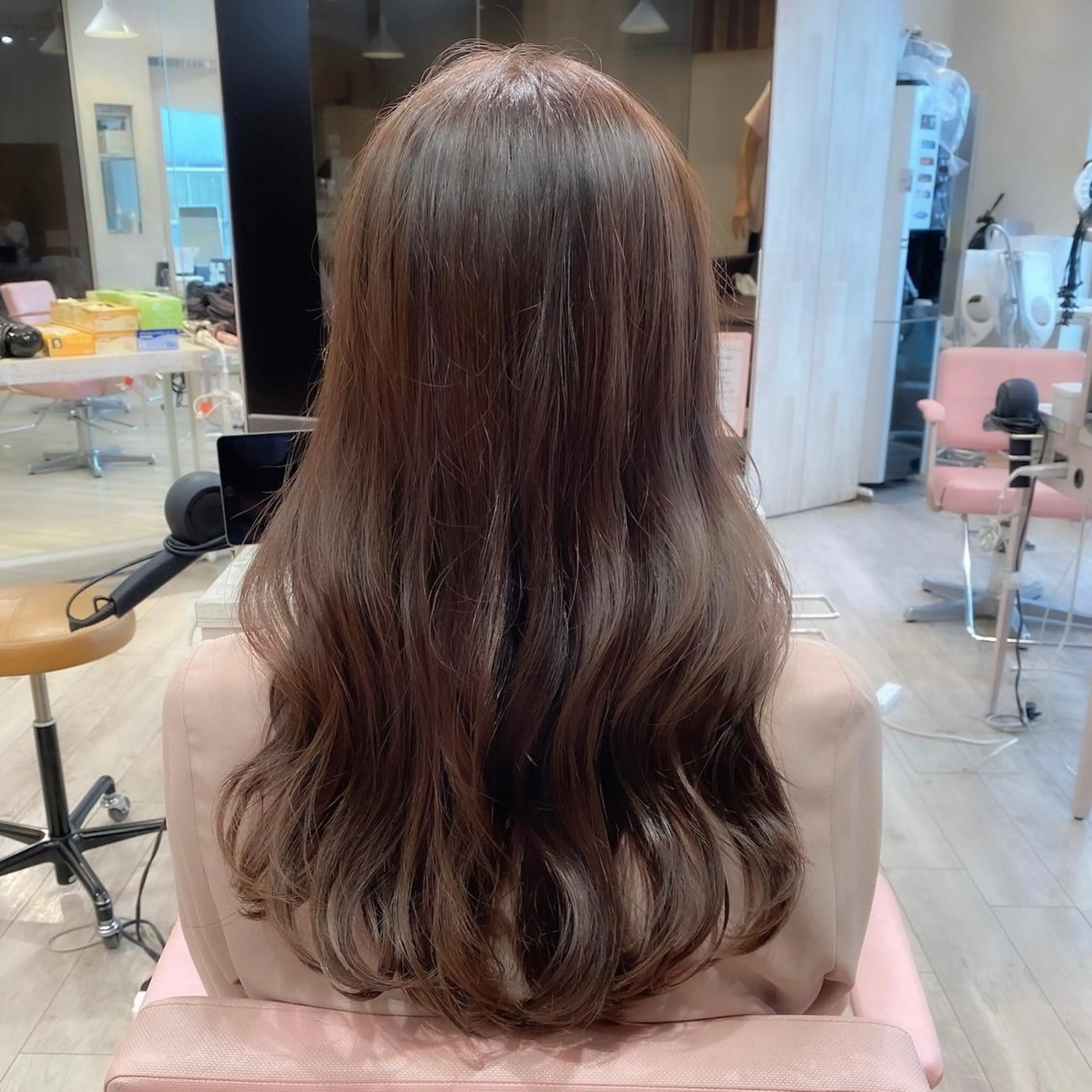 ロング カラー カット ヘアカラー トリートメント On所属・顔まわりカット🌟 くびれヘア/寺門遥輝のヘアスタイル